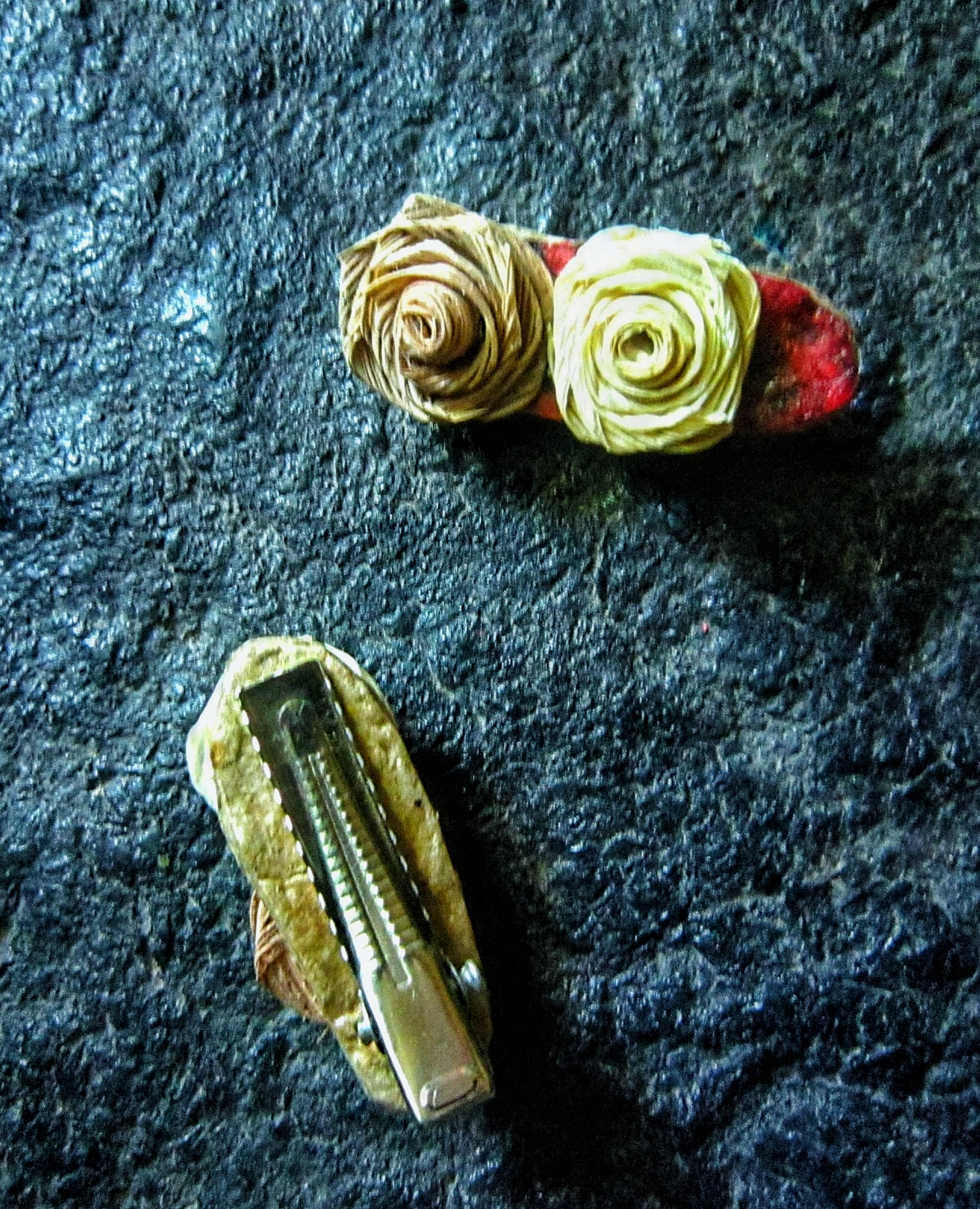 Corn husk rose hair clips,MIni natural accessories,Mini natural jewelry,Eco friendly accessories,Mini autumn,For vegetarian,Organic gift