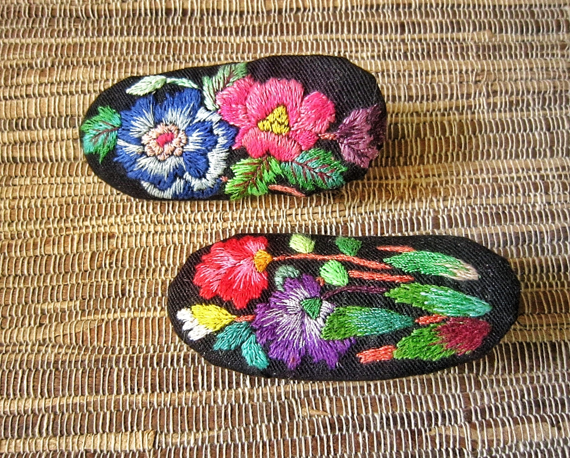 Recycled fabric hand embroidery,Black recycle fabric,Hand embroidery flower accessories,One set flower jewelry,Flower accessories handmade 
