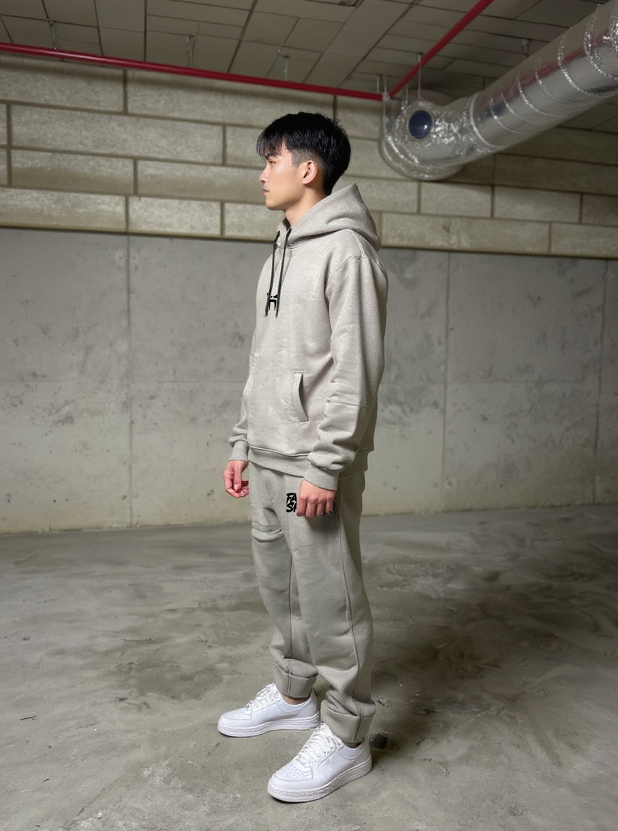 Grey Tracksuit "Polar Bear" (Laced)