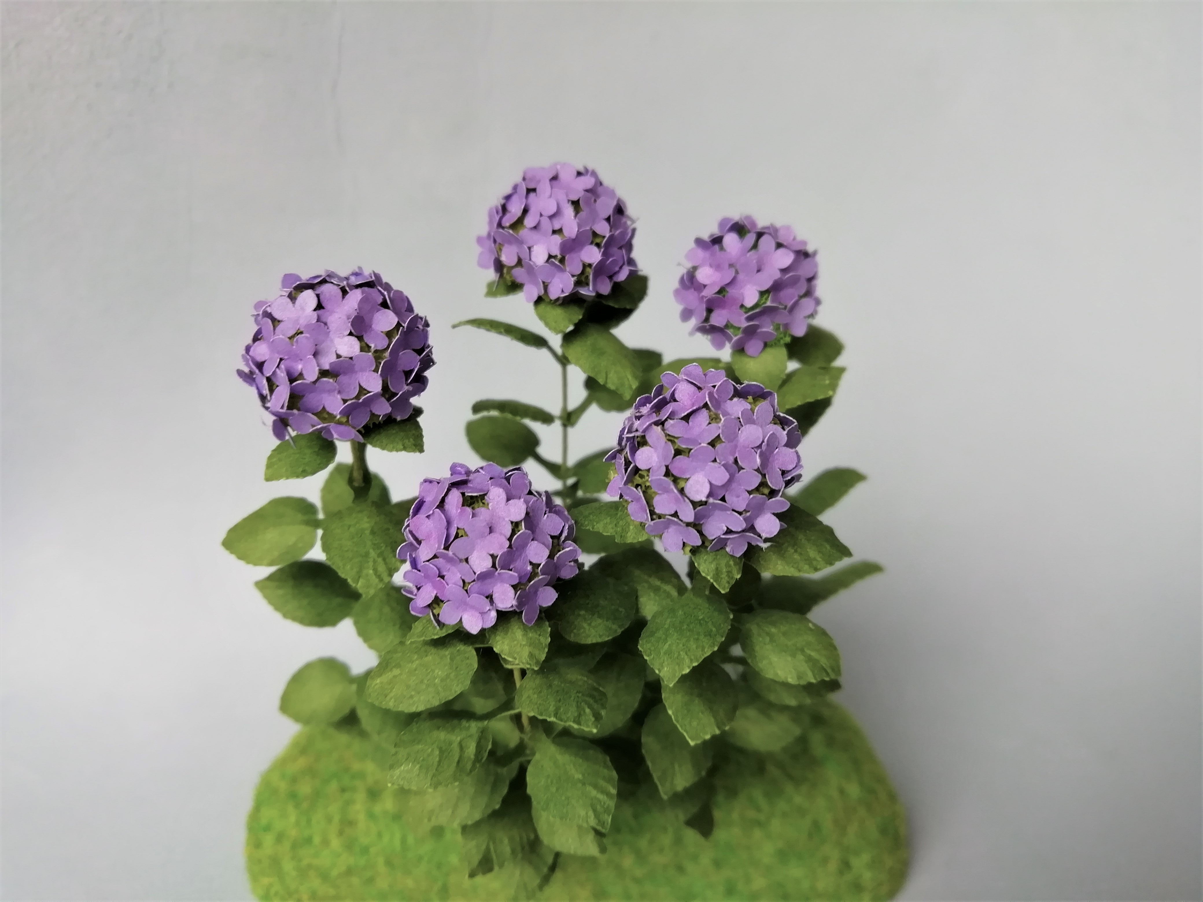 Kit Purple Hydrangea flower dollhouse Miniature paper craft garden flower shop, scale 1:12, DIY