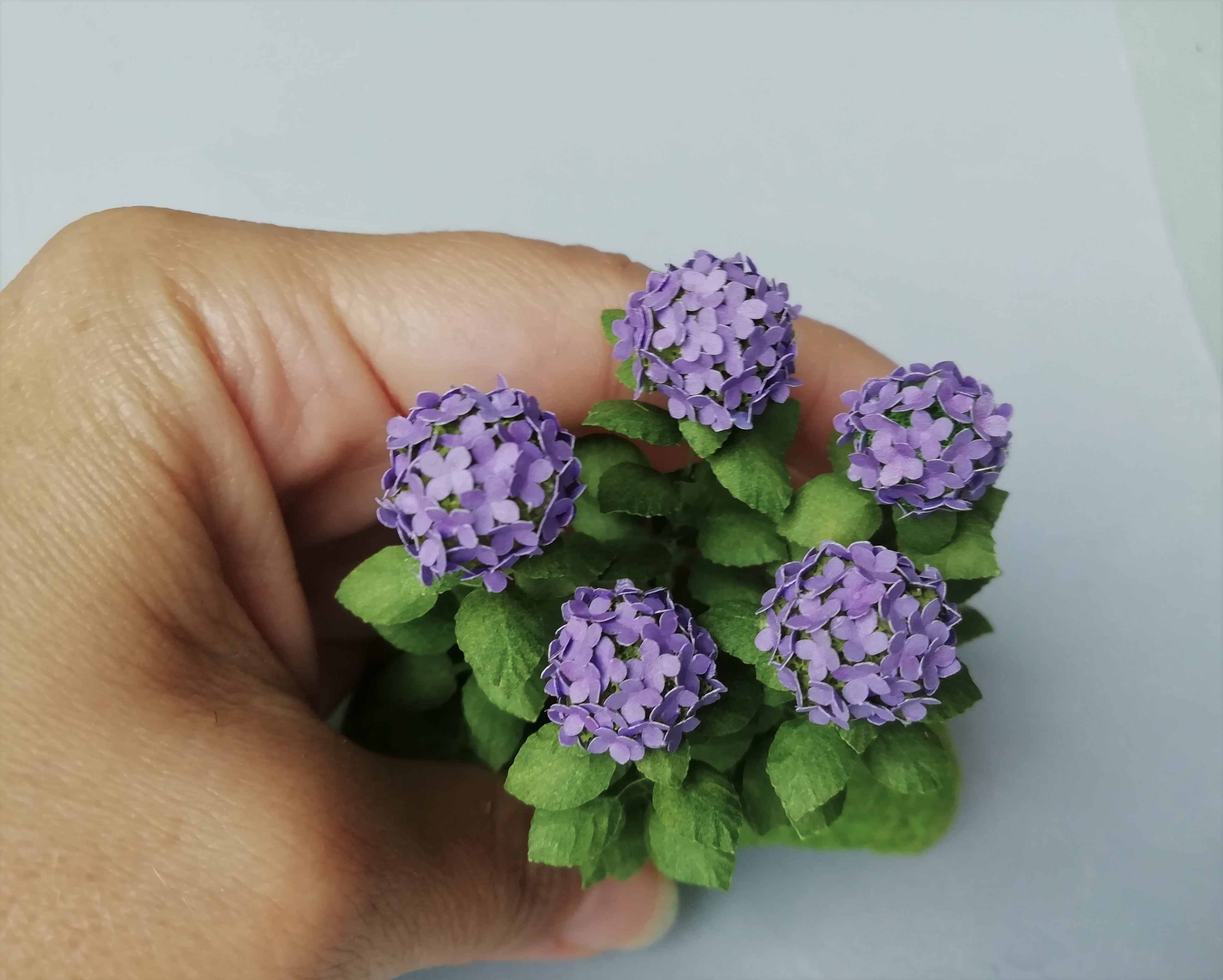 Kit Purple Hydrangea flower dollhouse Miniature paper craft garden flower shop, scale 1:12, DIY