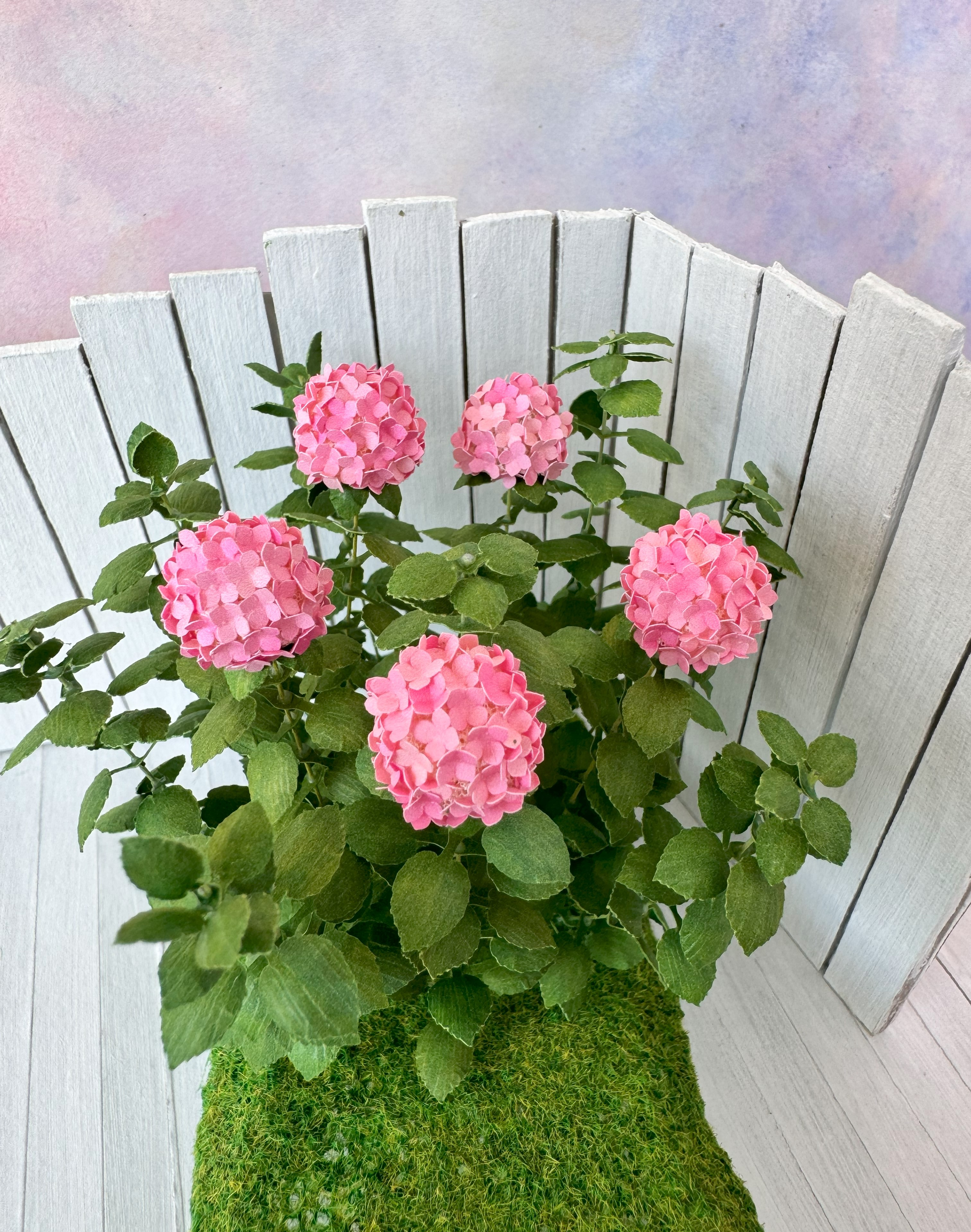 Kit Bush variegated Watermelon Hydrangea flower dollhouse Miniature paper craft garden flower shop, scale 1:12, DIY Hedge