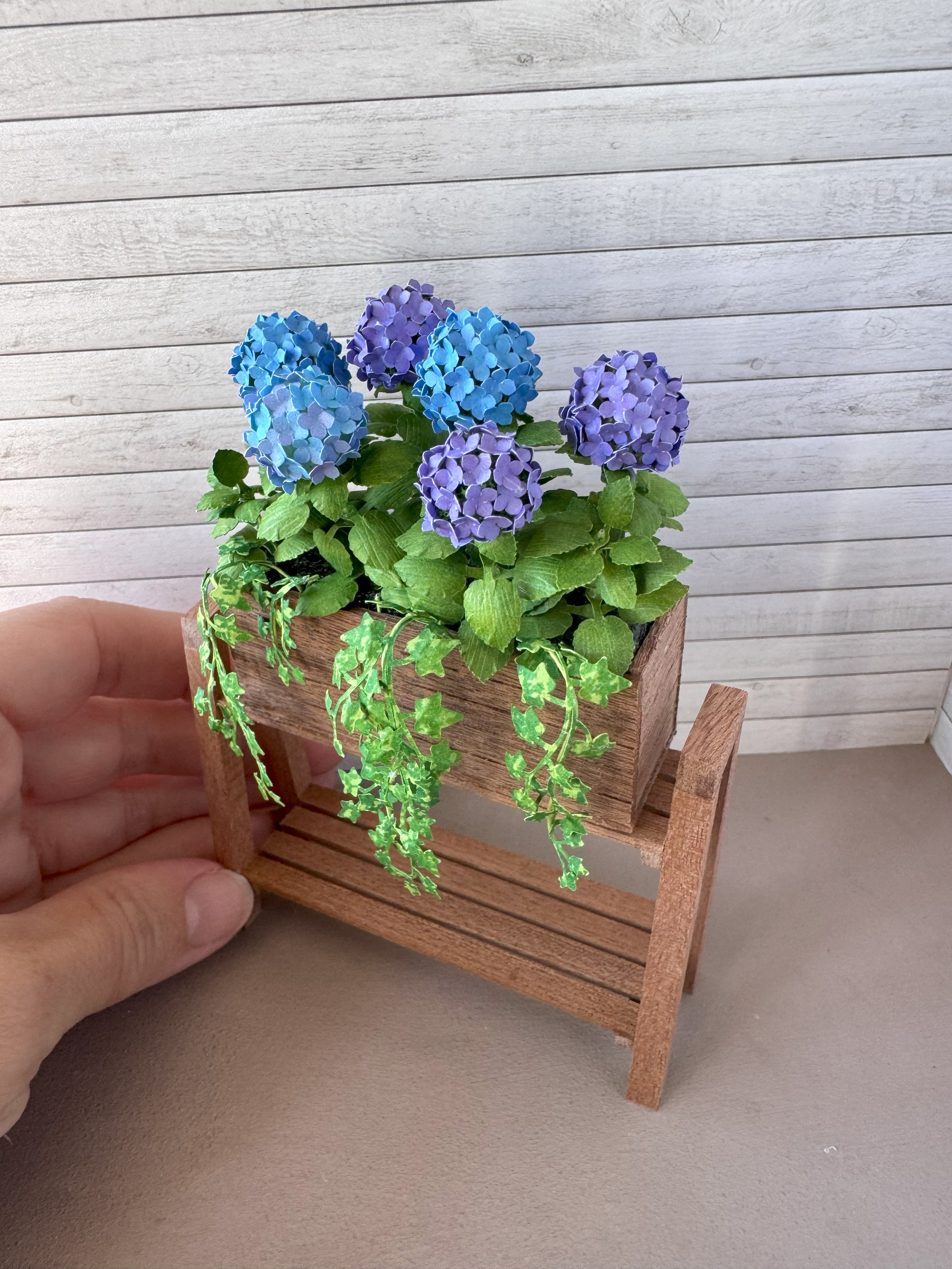 Miniature 6x Blue/Purple Hydrangeas with shelf and planter box, Ivy flowers  1:12 dollshouse fairy cat garden