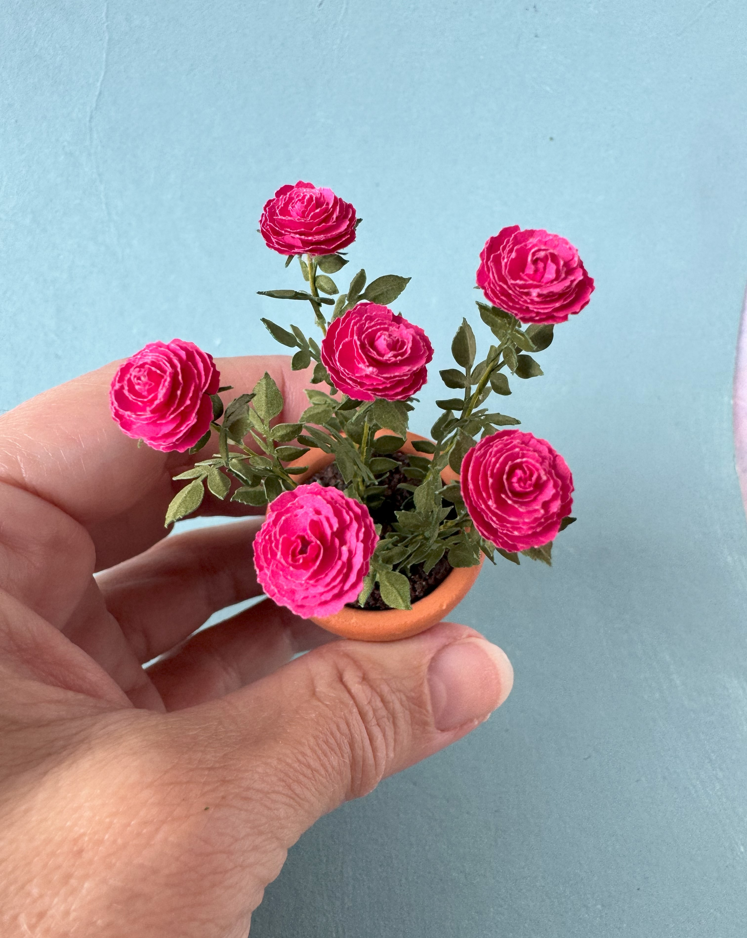 Miniature 6x Pink Rose flowers 1:12