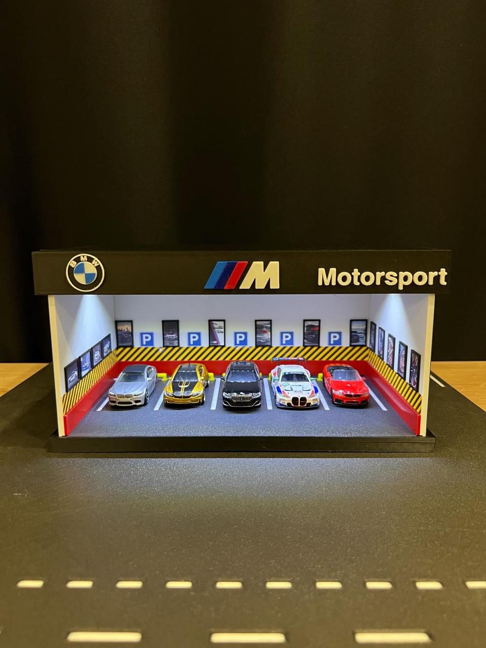 Model Car Dealership Display