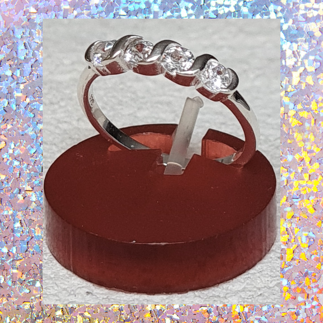 Anillo de Plata 925 con circonias