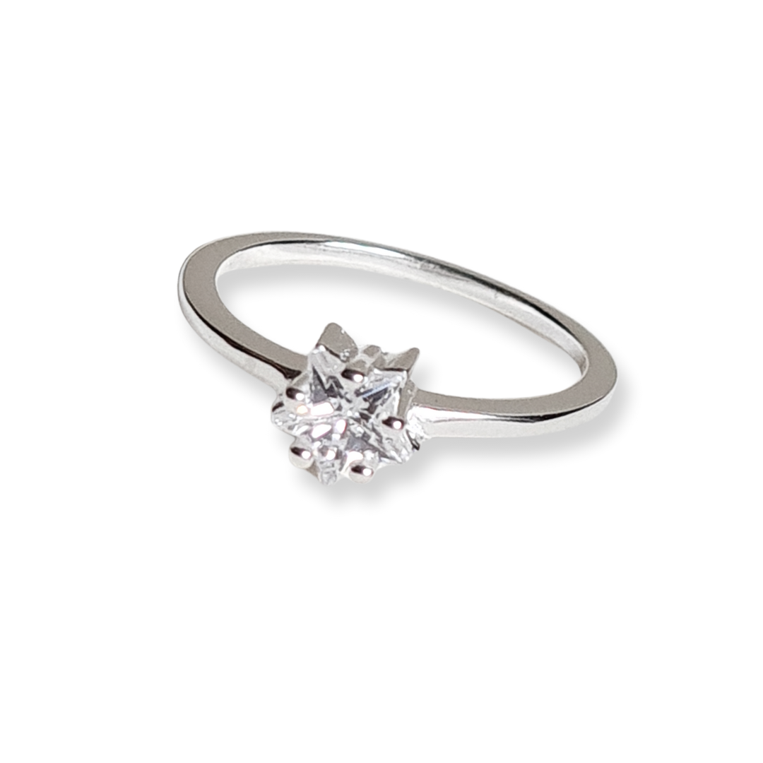 Anillo de Plata 925 con circón estrella