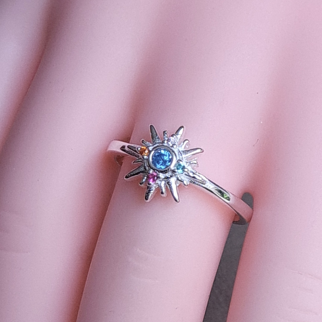 Anillo con rosa de los Vientos de Plata 925