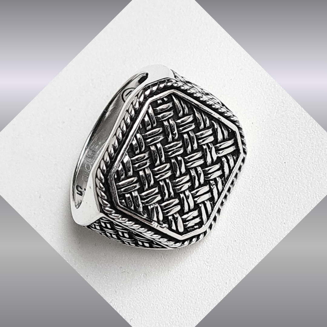 Anillo hexagonal de Plata 925