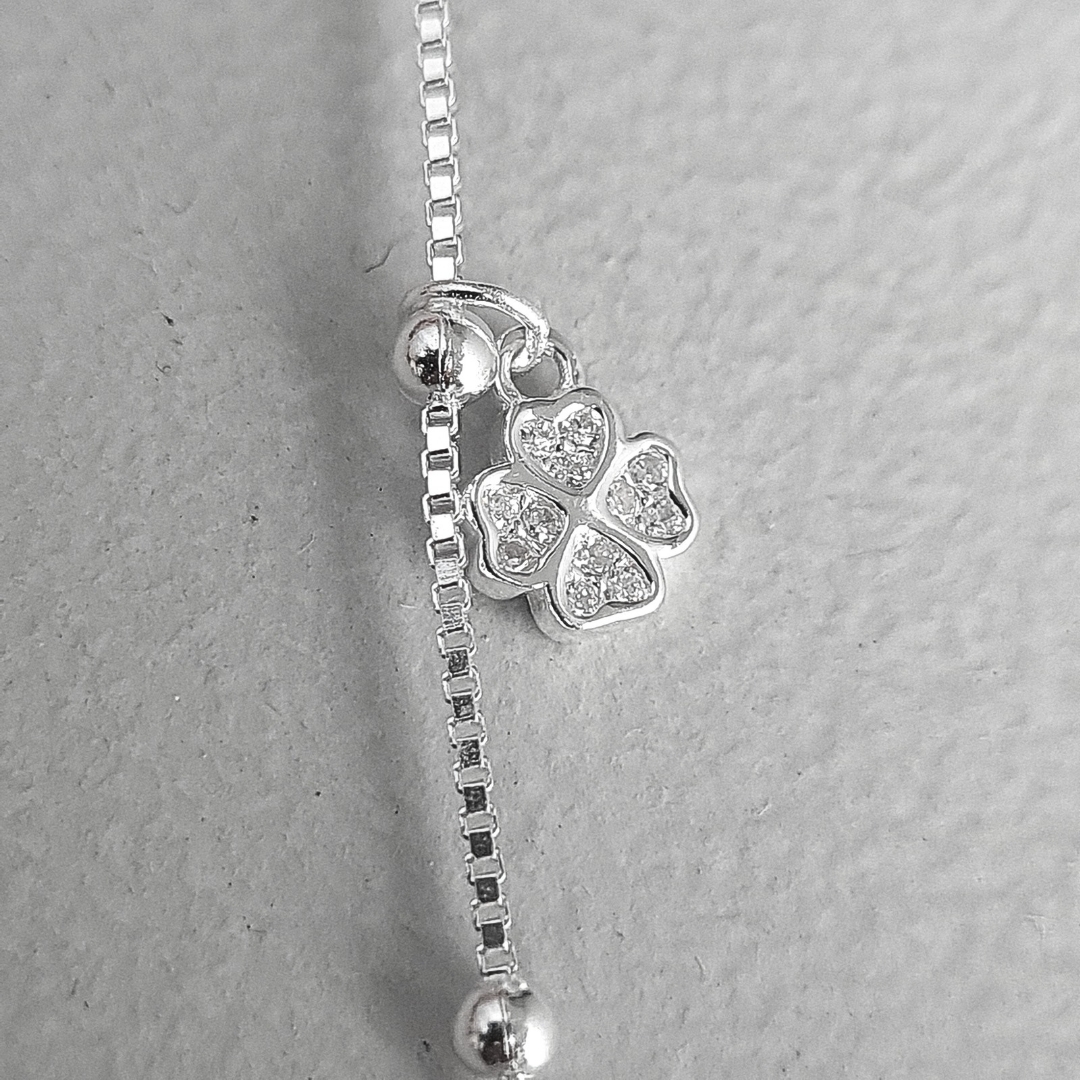Pulsera de Plata 925 y tréboles