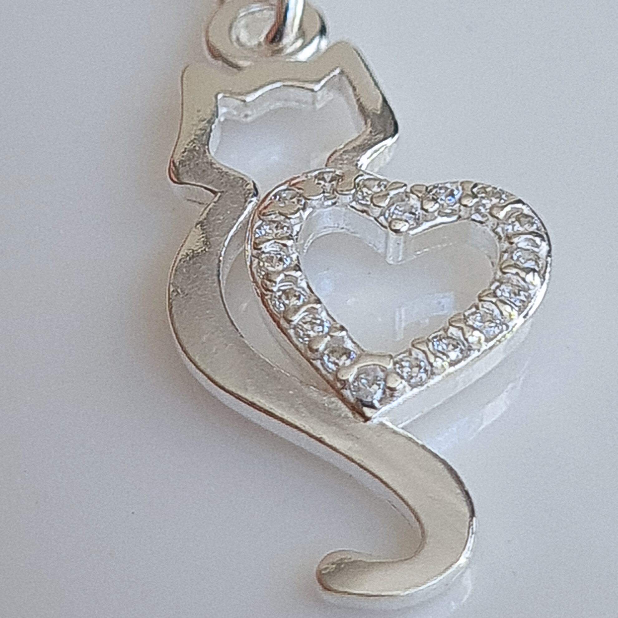 Colgante Gato con Corazón de Plata 925