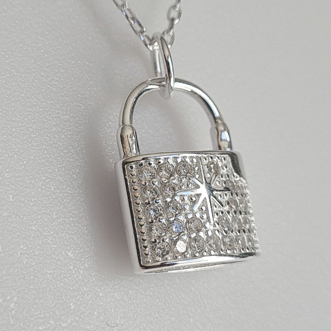 Collar candado Plata 925 Dorada