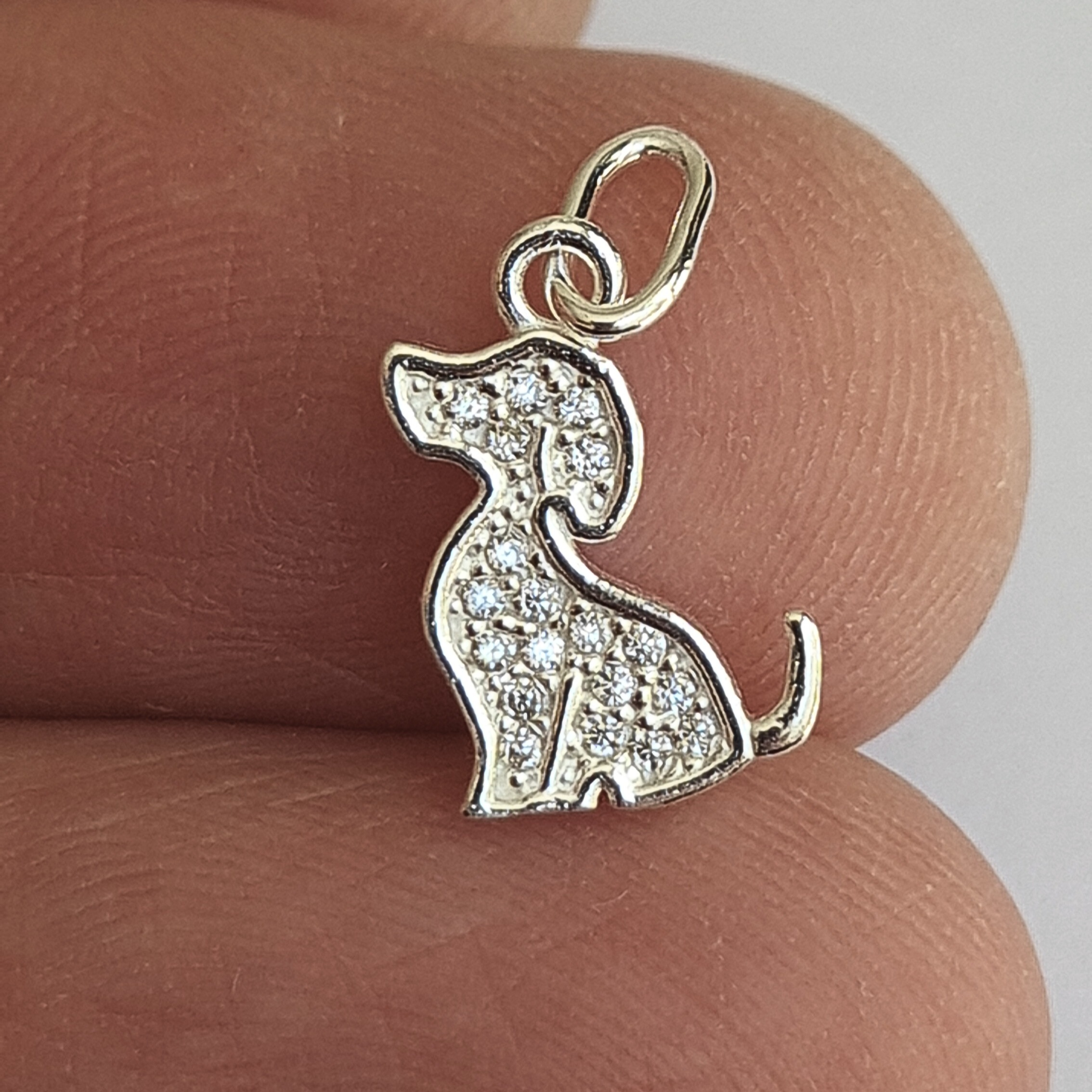 Colgante mini de perro de Plata 925