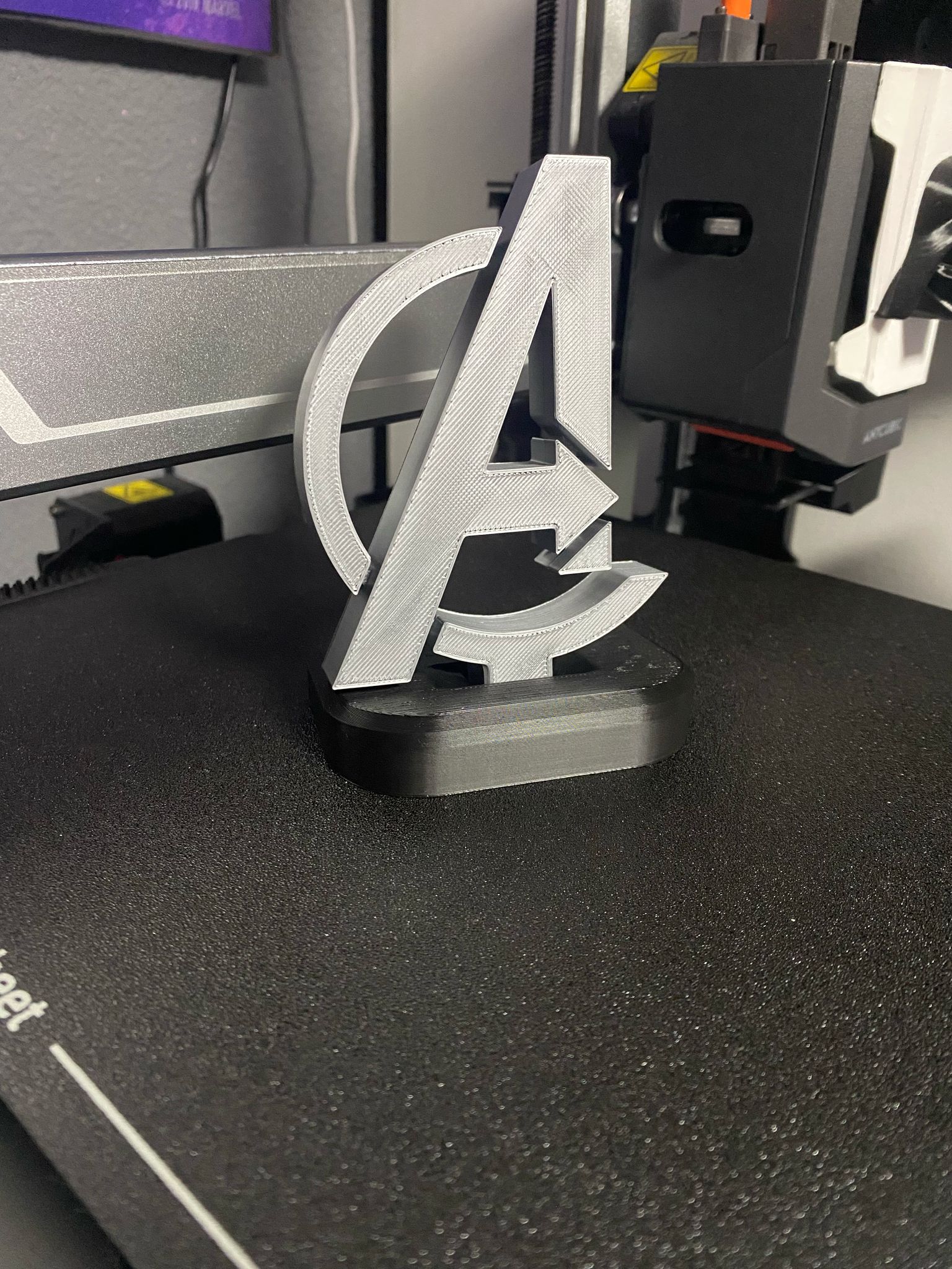 Figura símbolo Avengers