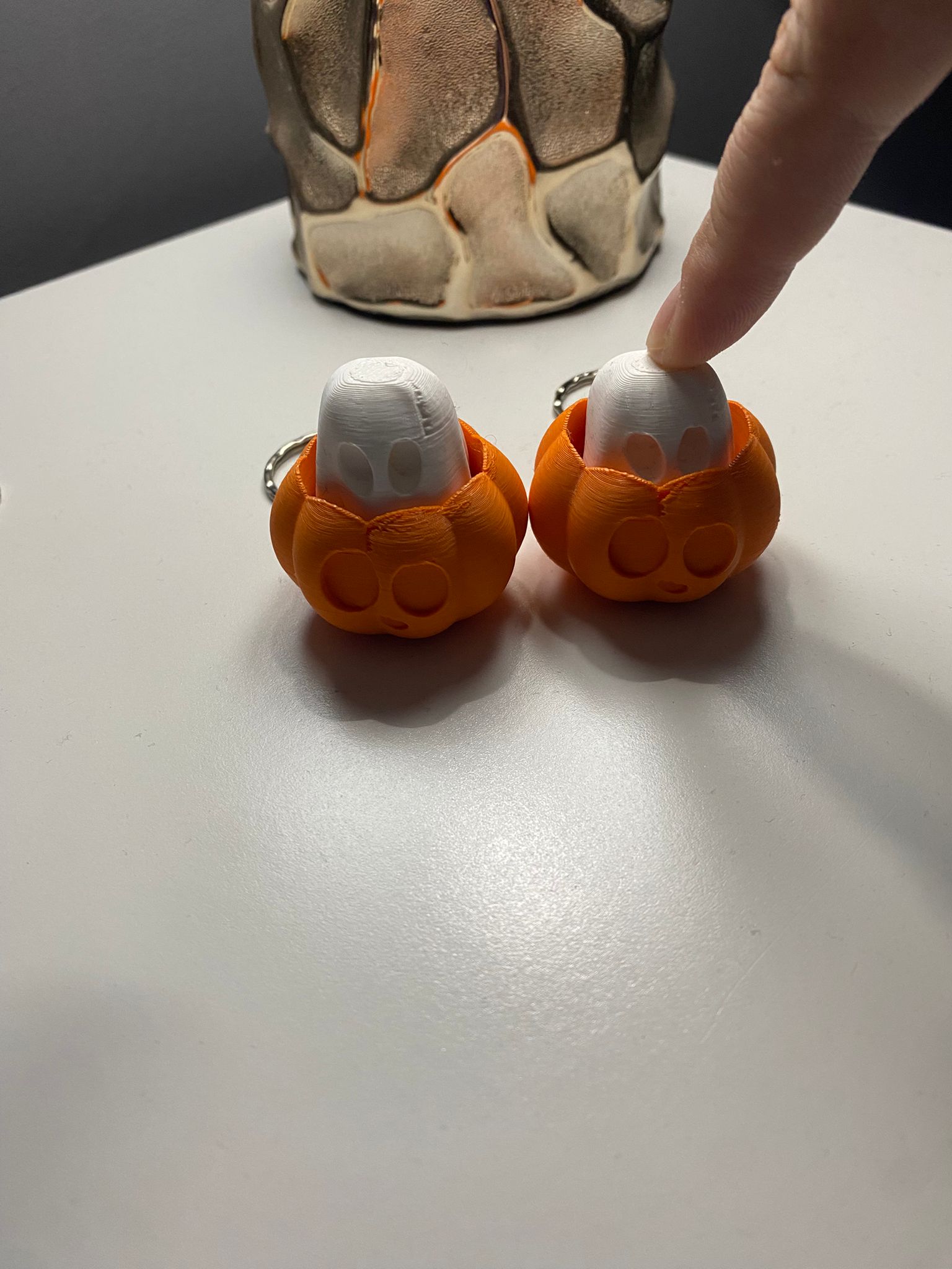 Llaveros fantasma en calabaza