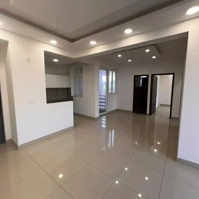 The Alien Court Ghaziabad / 4 BHK Penthouse Ready To Move