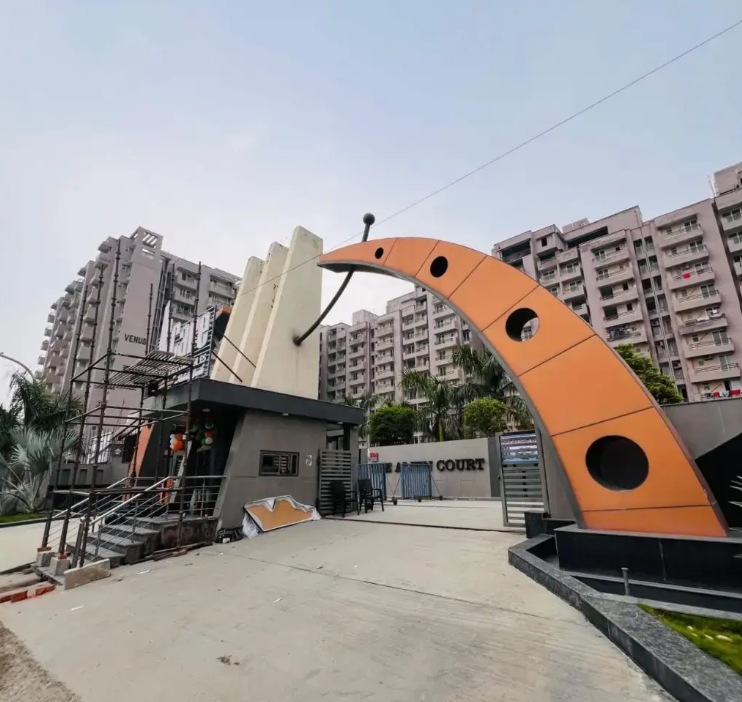  The alien court trans delhi 3 BHK Ready To Move