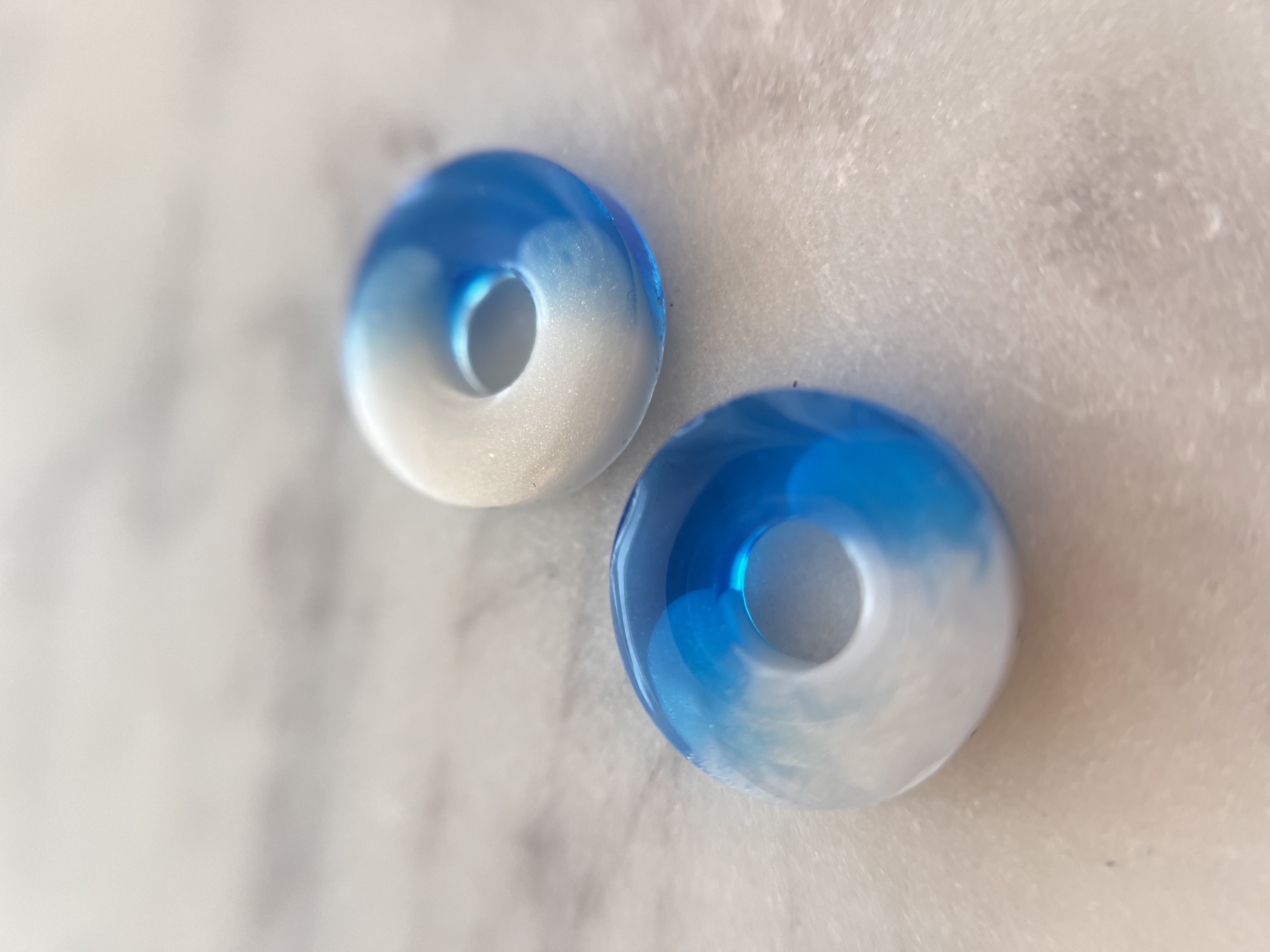 Louve bleu et blanc