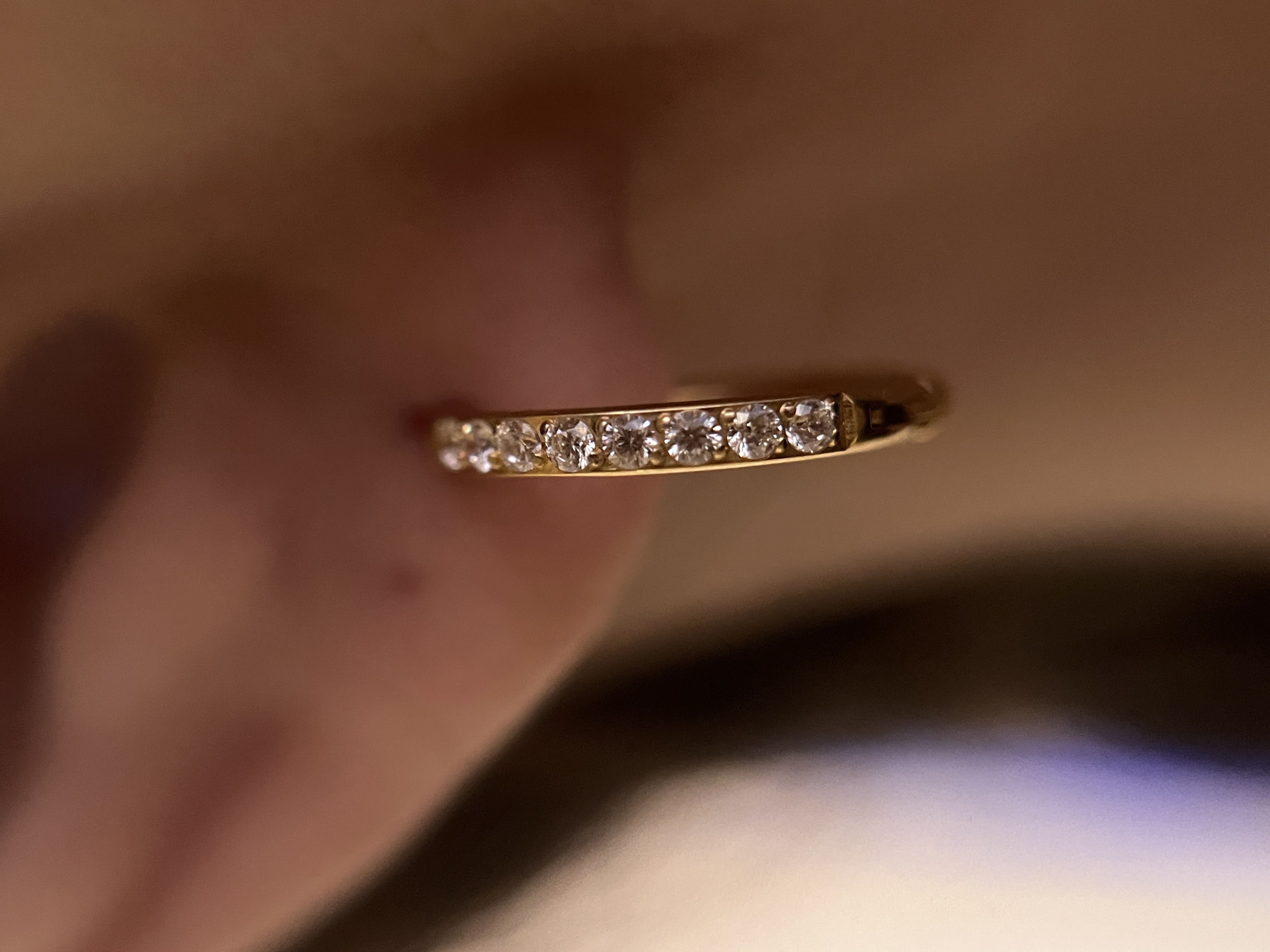 Créoles Dorées Rondes avec zirconiums 15mm