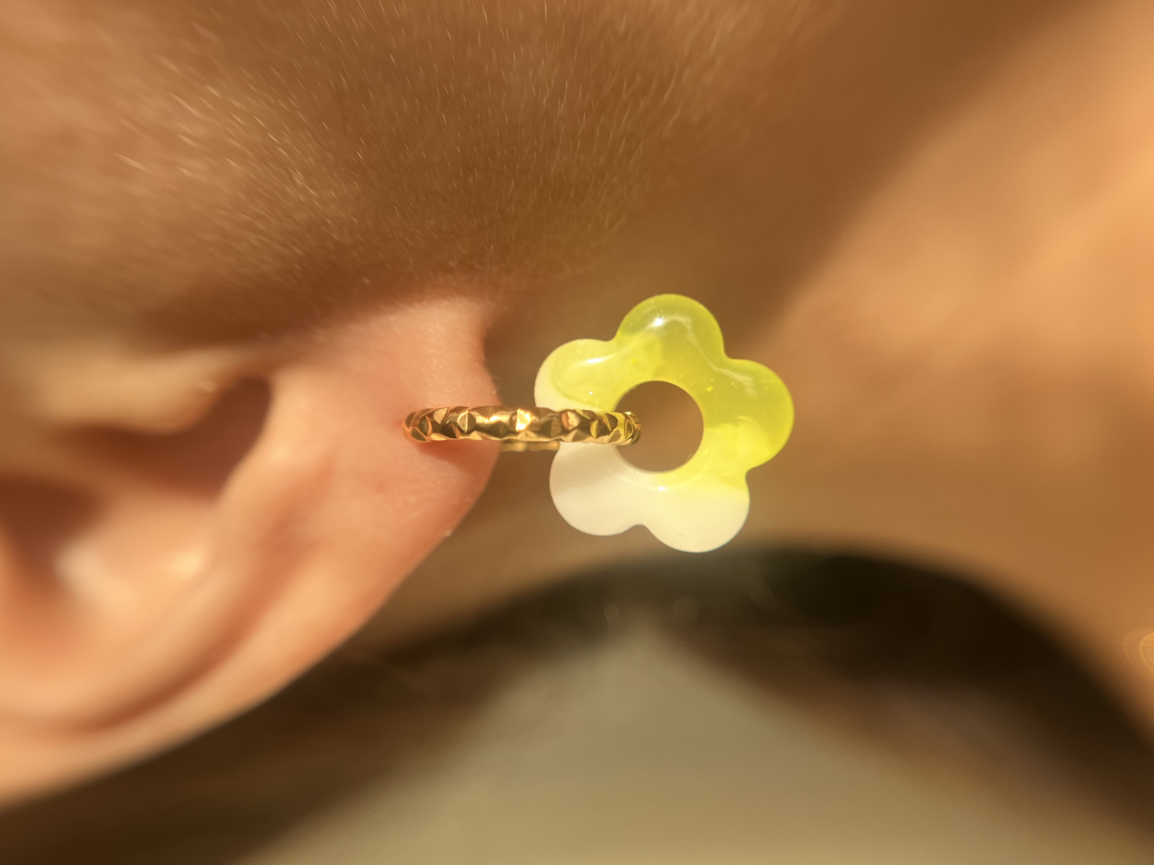 Flower jaune fluo et blanc