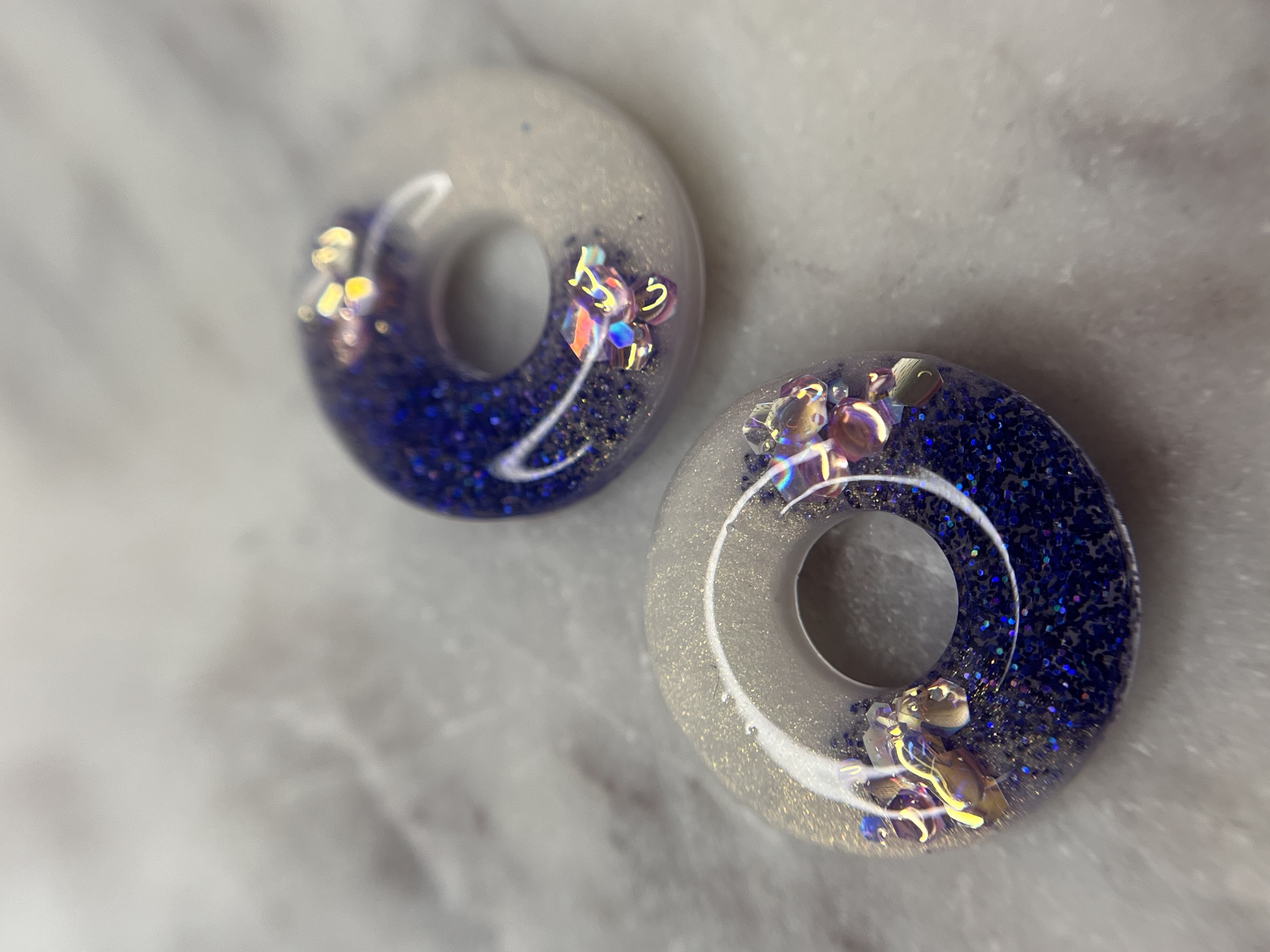 Louve bleu et blanc holographique