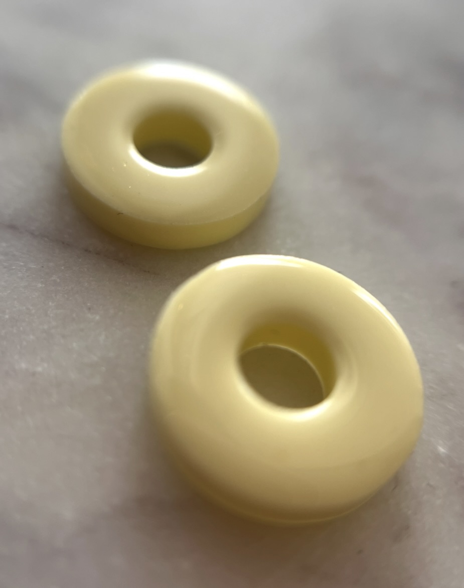 Louve Jaune Pastel