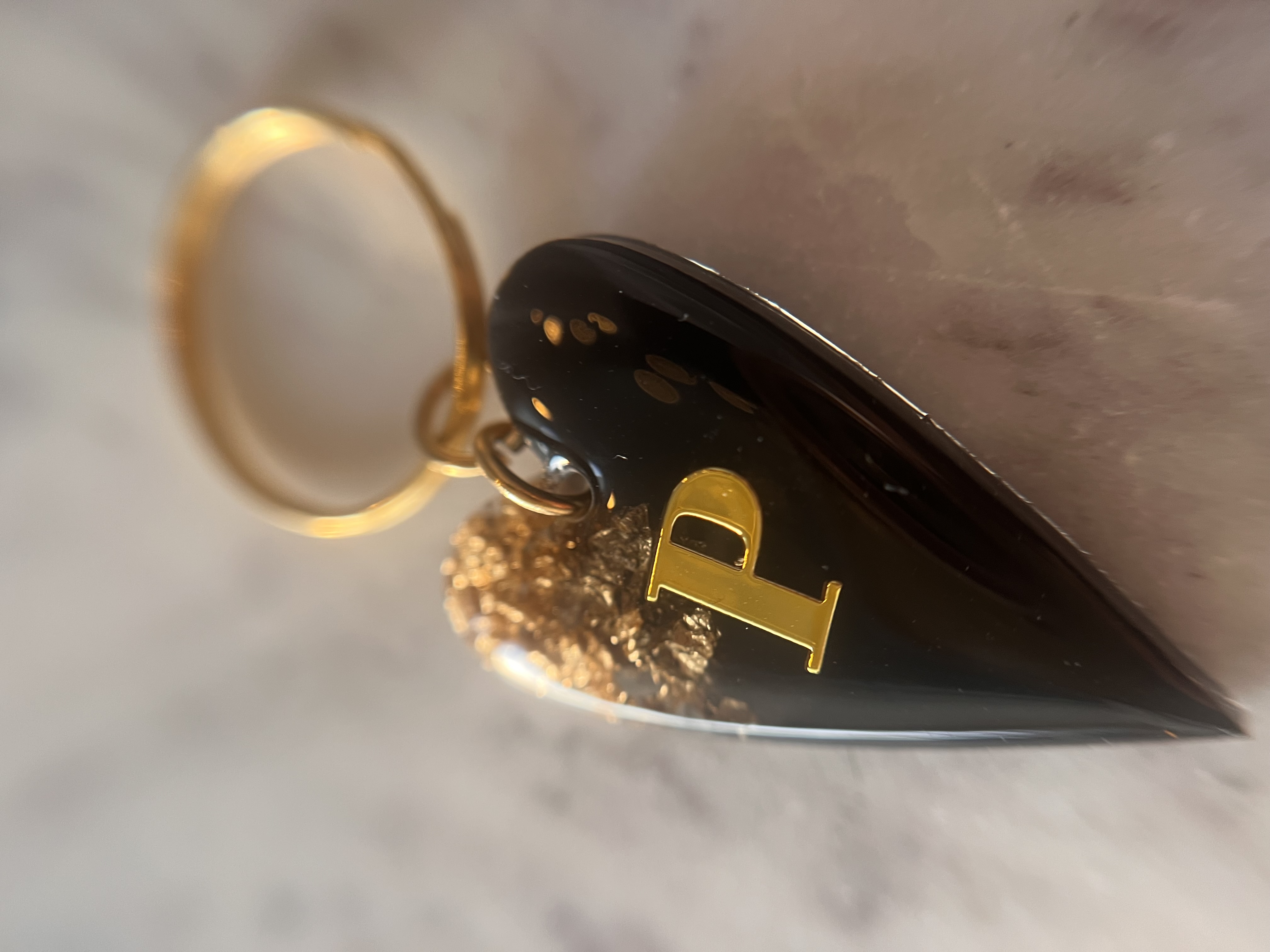 Porte-clefs coeur noir