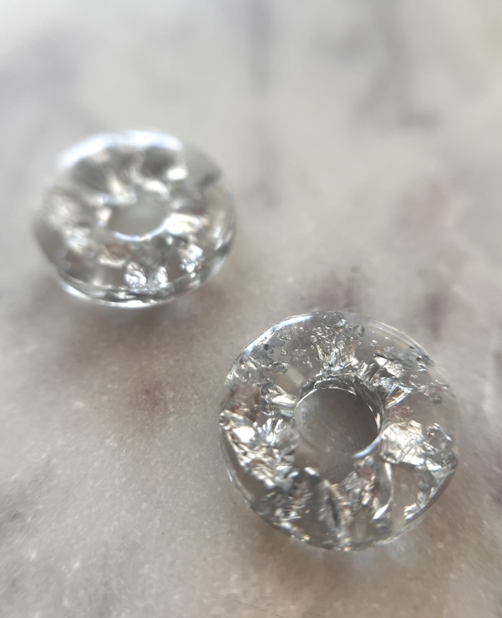 Louve feuille d'argent