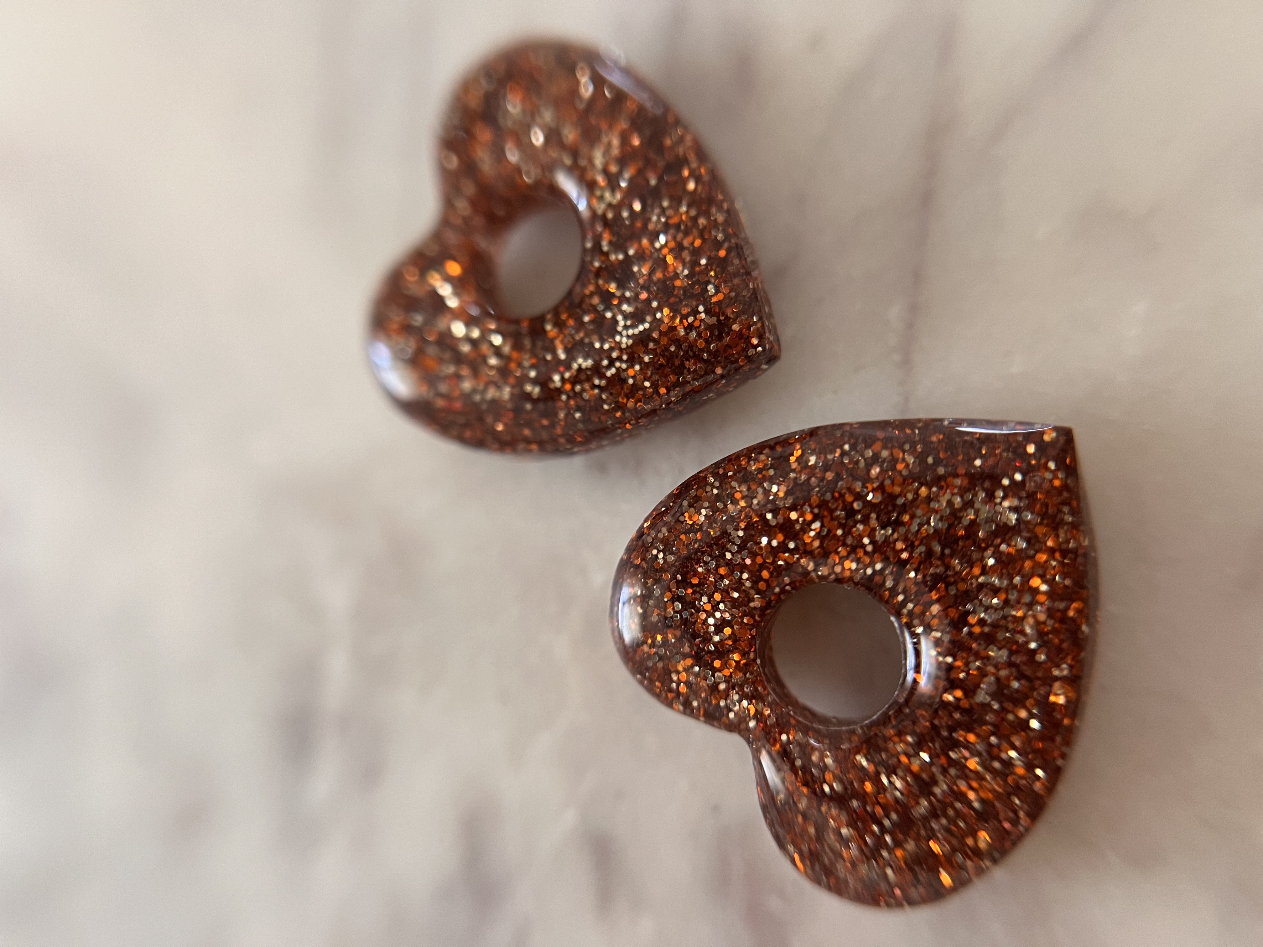 Coeur paillettes marron doré