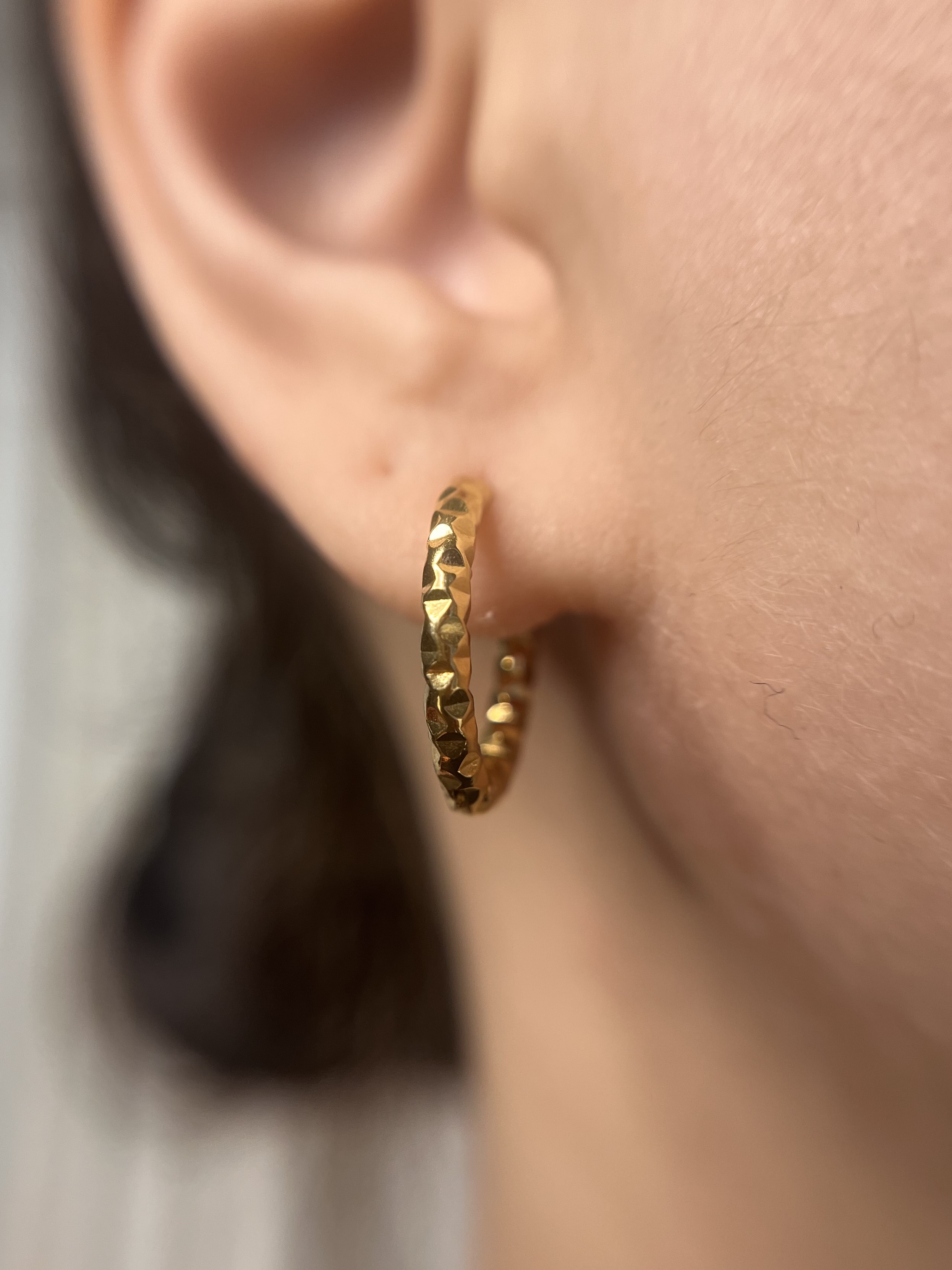 Créoles dorées martelées  18mm