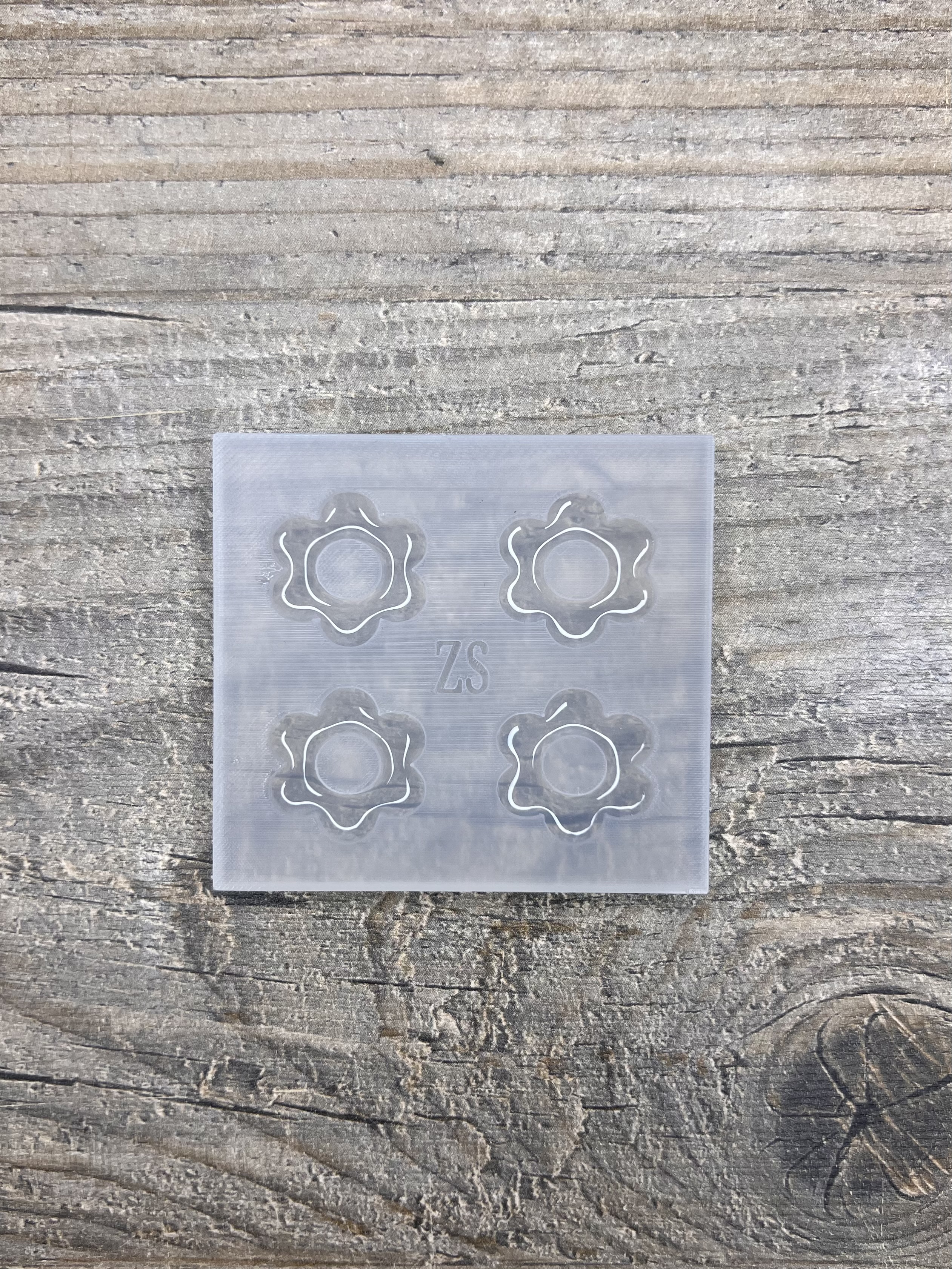 Moule Fleur 6 pétales 20mm