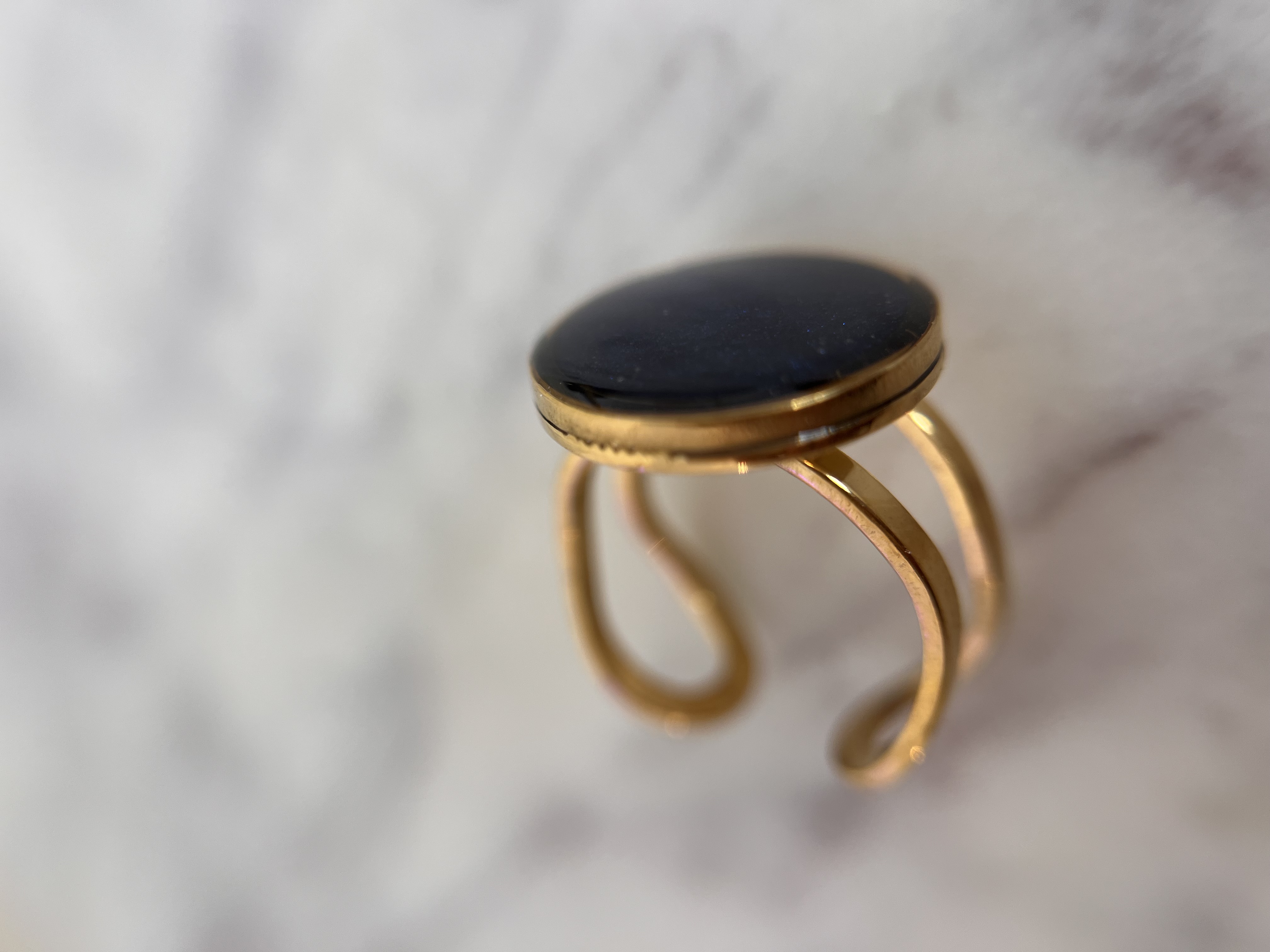 Bague reflet bleu