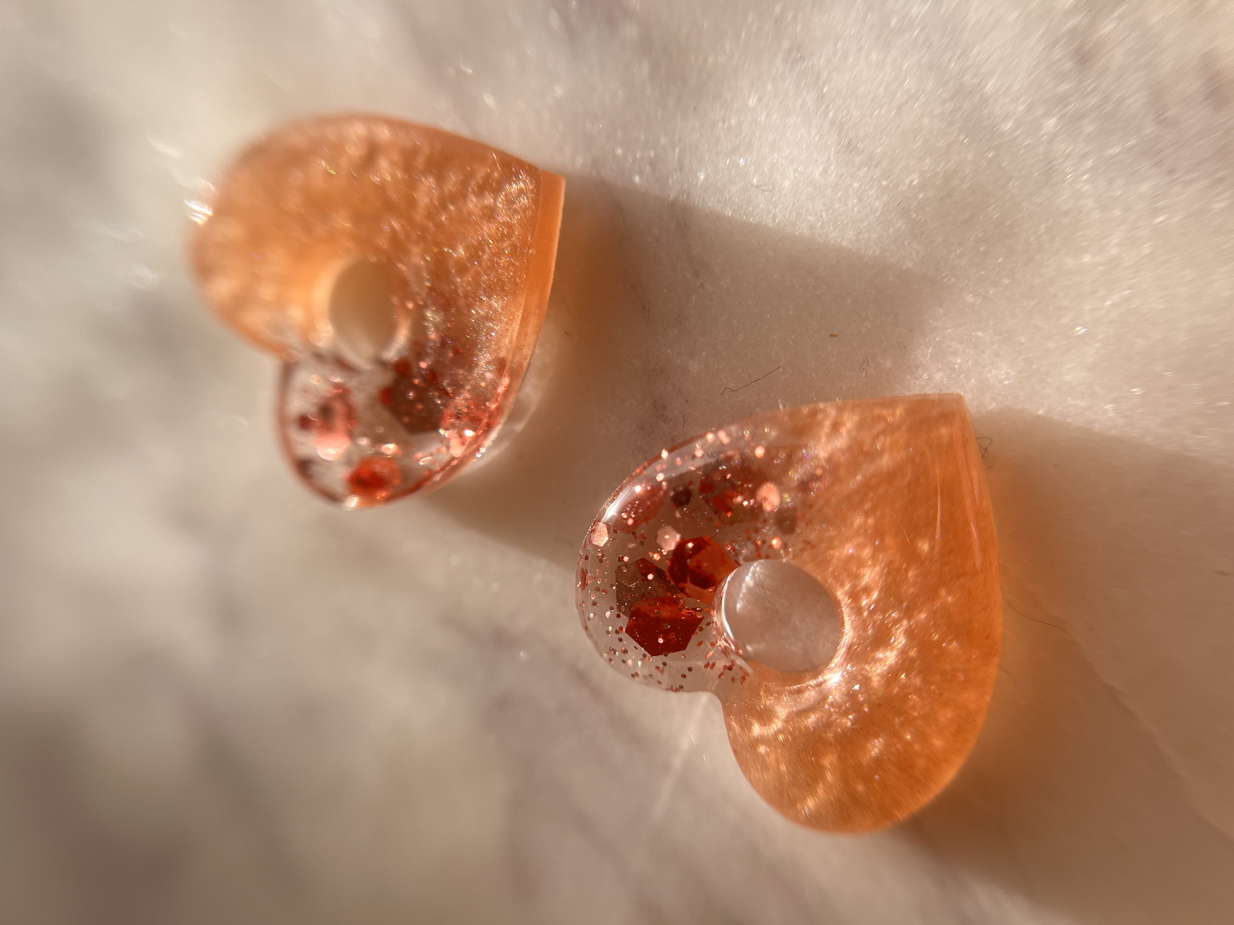 Coeur beige irisé et rose gold
