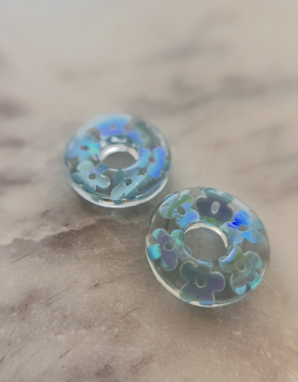 Louve Fleurs holographiques