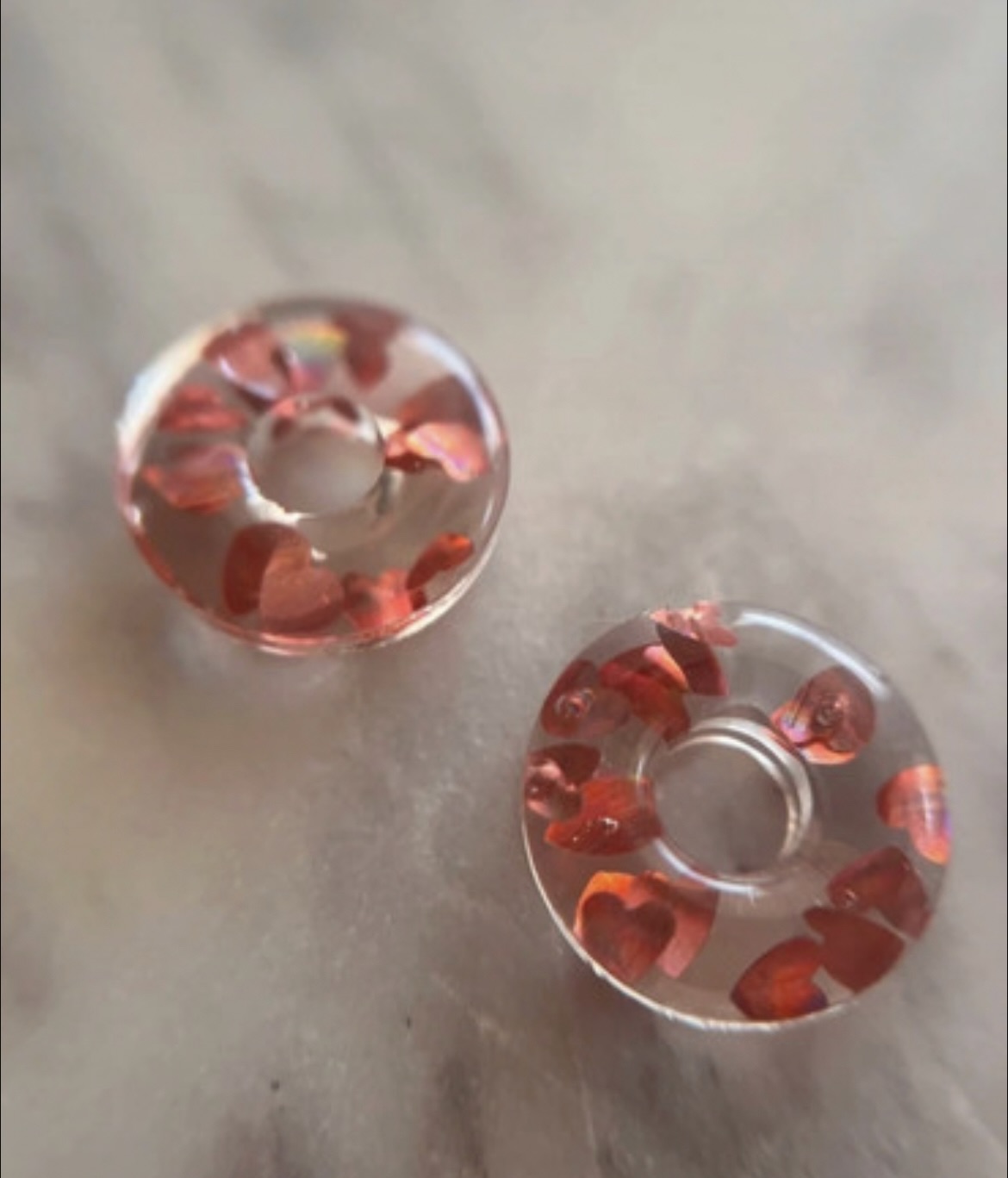 Louve avec coeur holographique rose