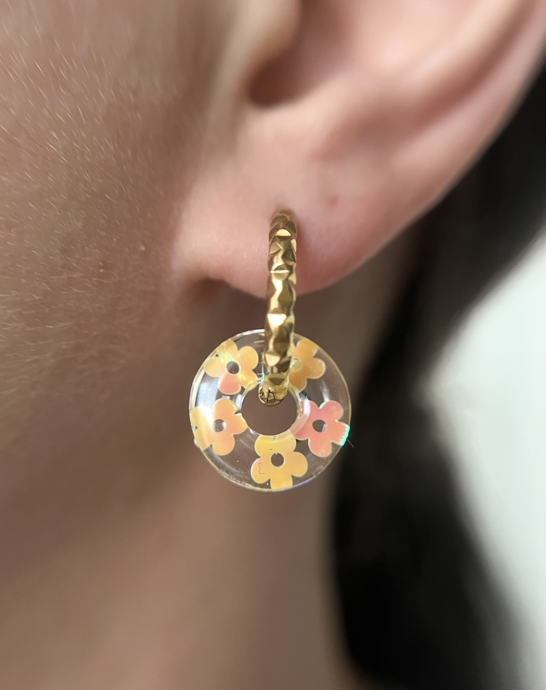 Louve fleur holographique jaune