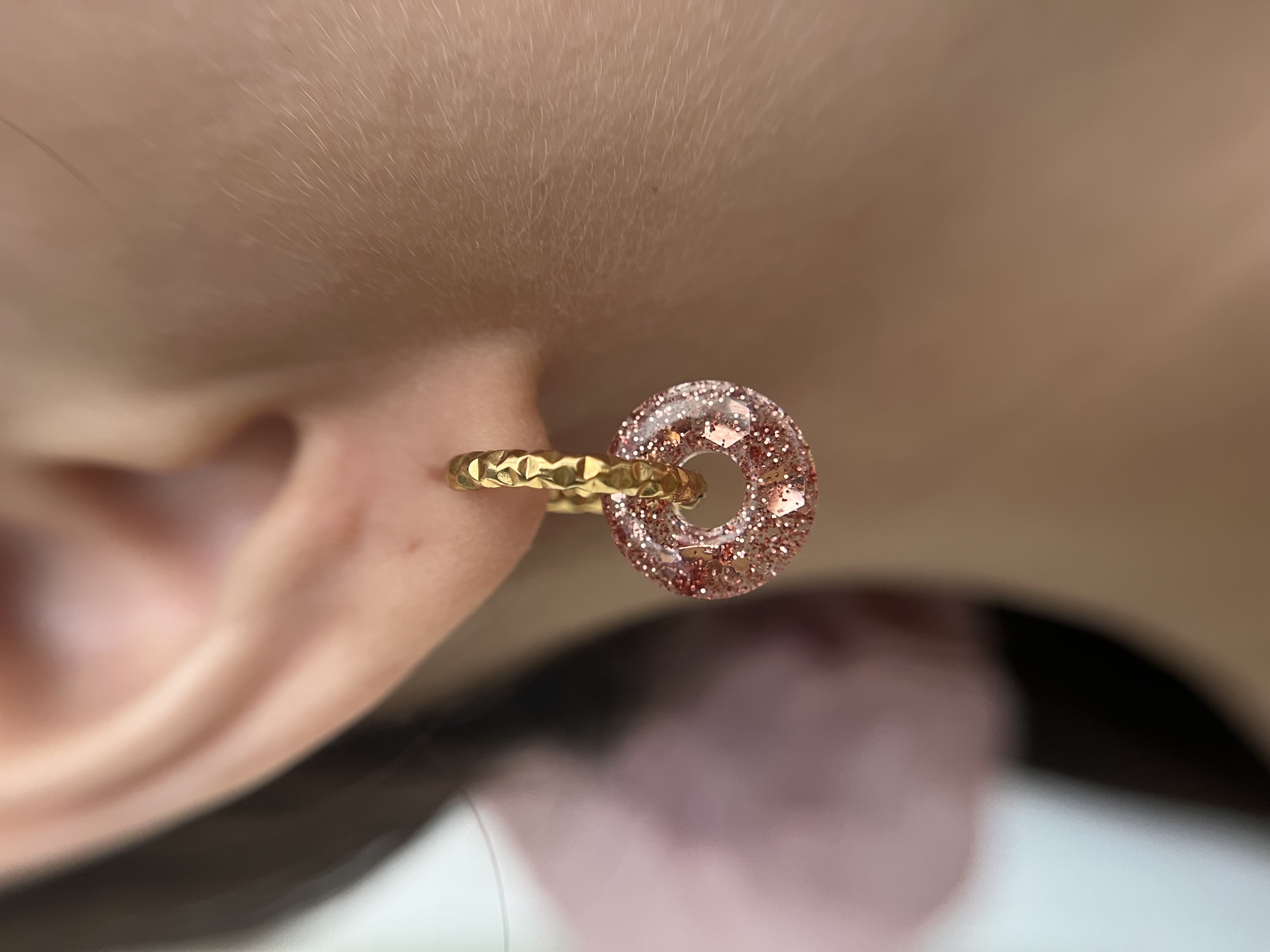 Louve rose gold