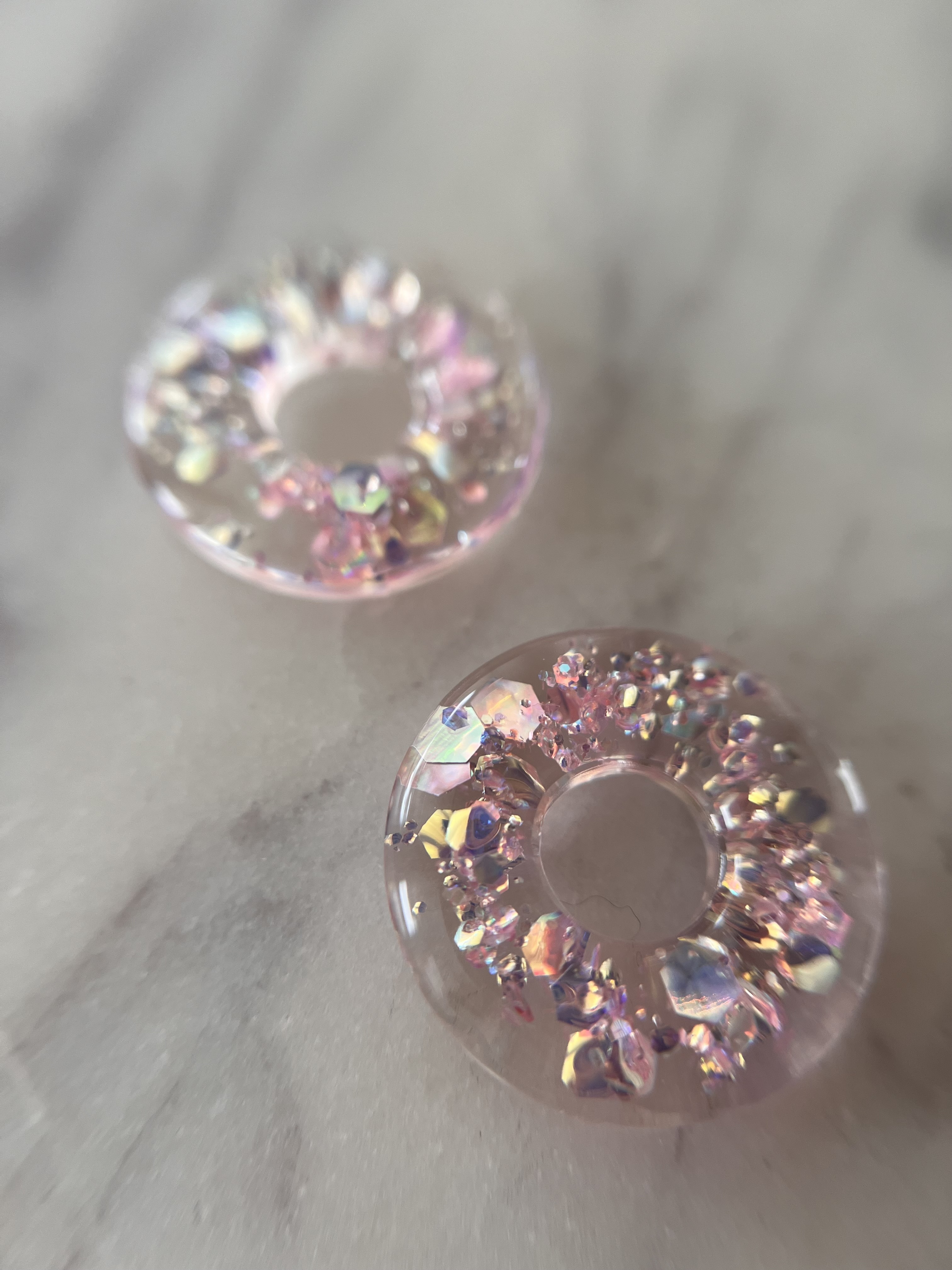 Louve Paillettes holographiques 