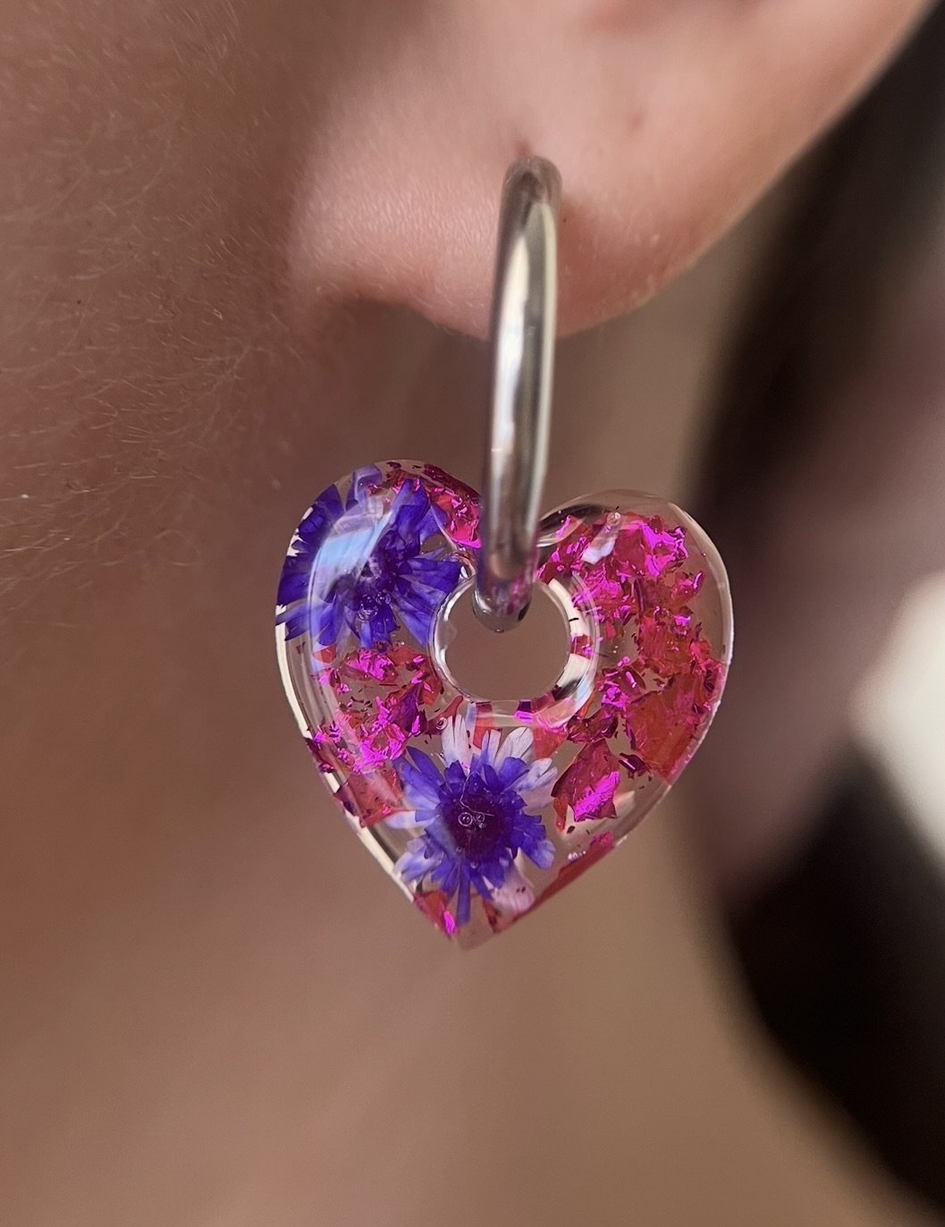 Coeur fleur mauve et feuille fuchsia 