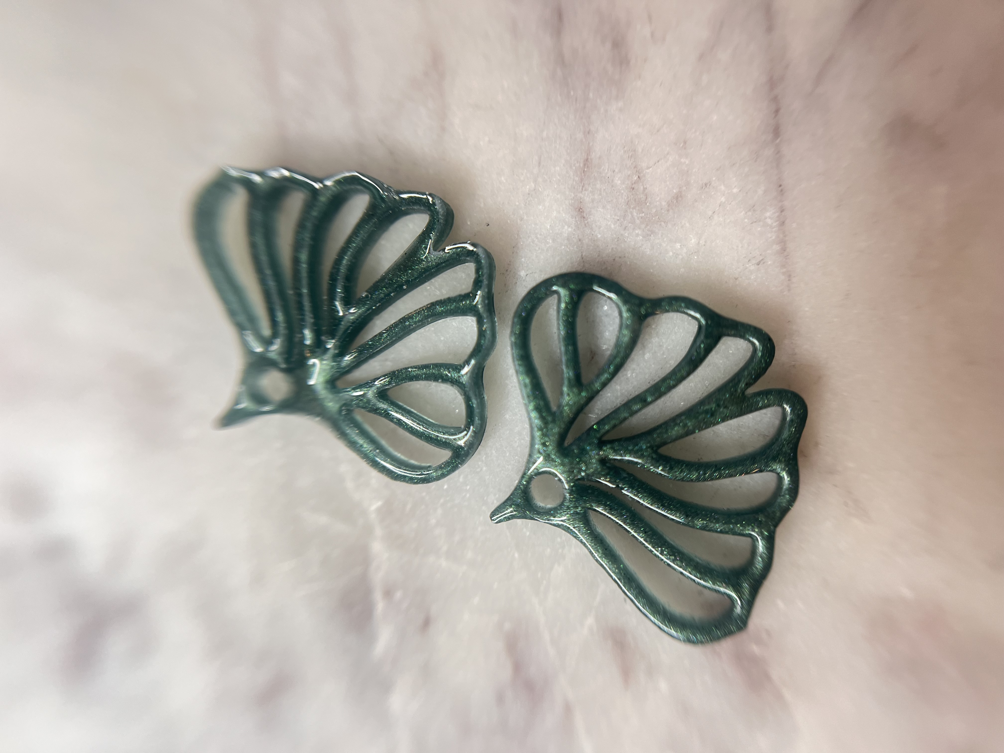 Moule Boucle d'oreille Feuille de Ginkgo  20x25mm