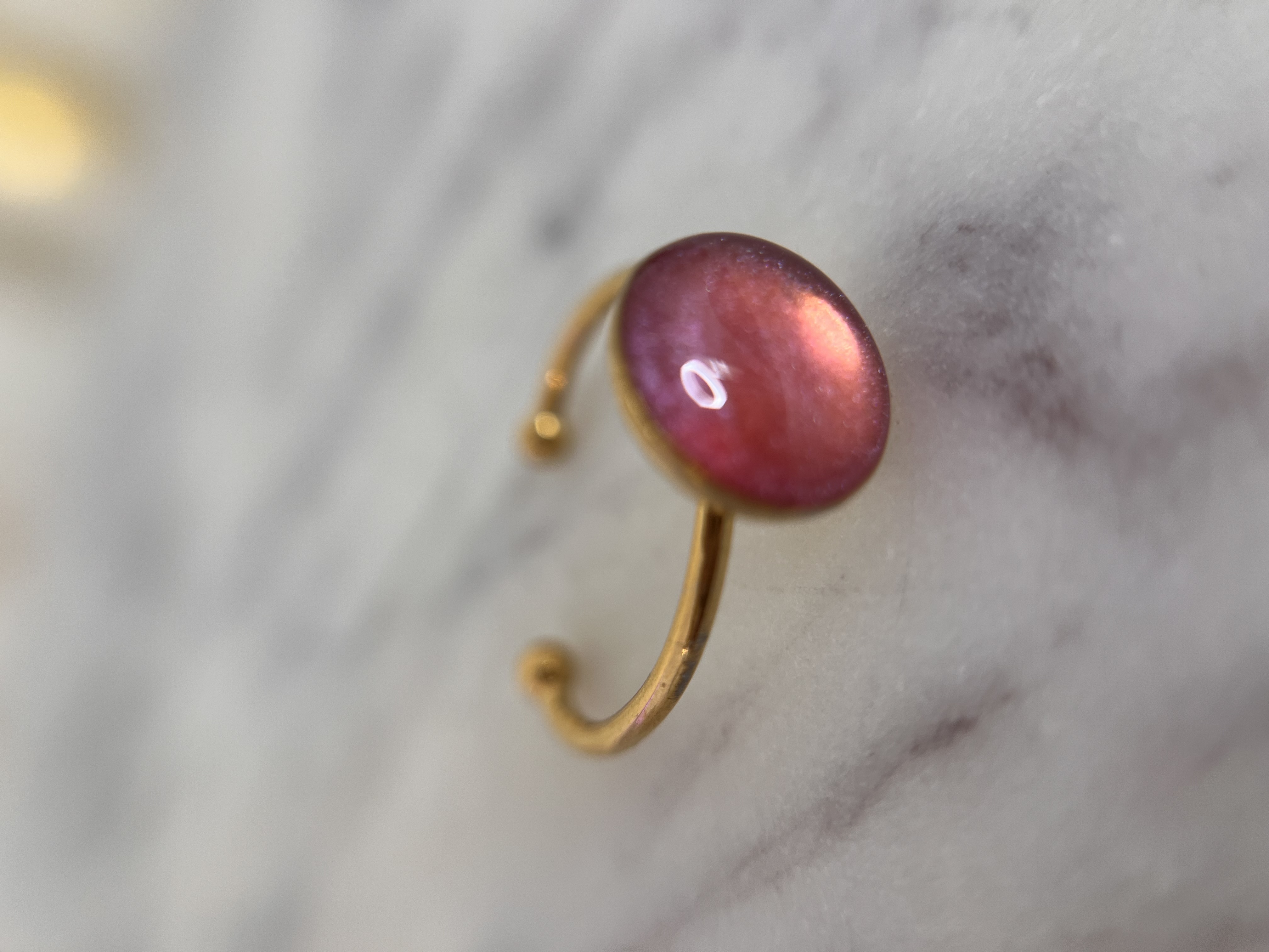 Bague rose irisé