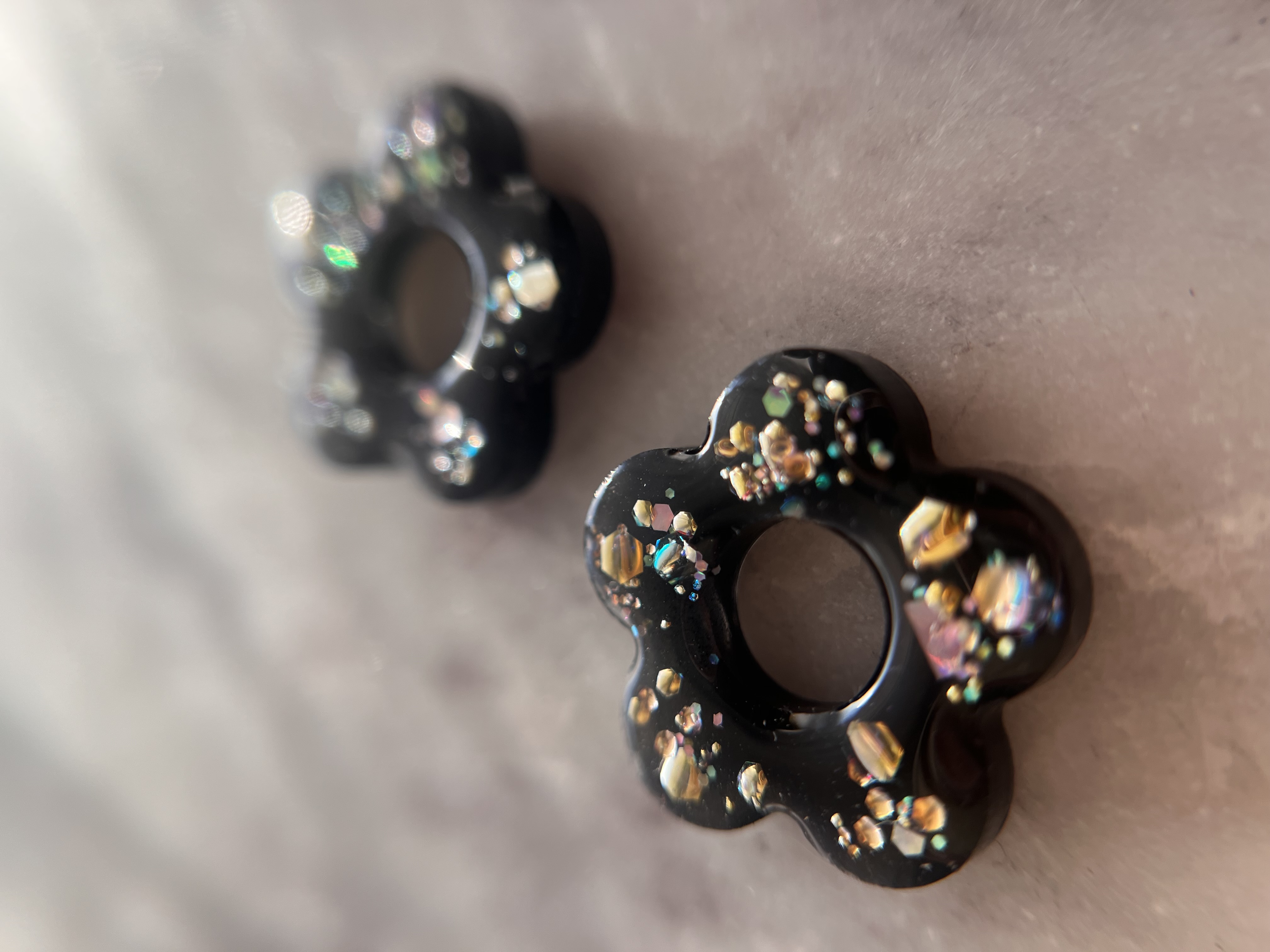 Flower noir avec paillettes