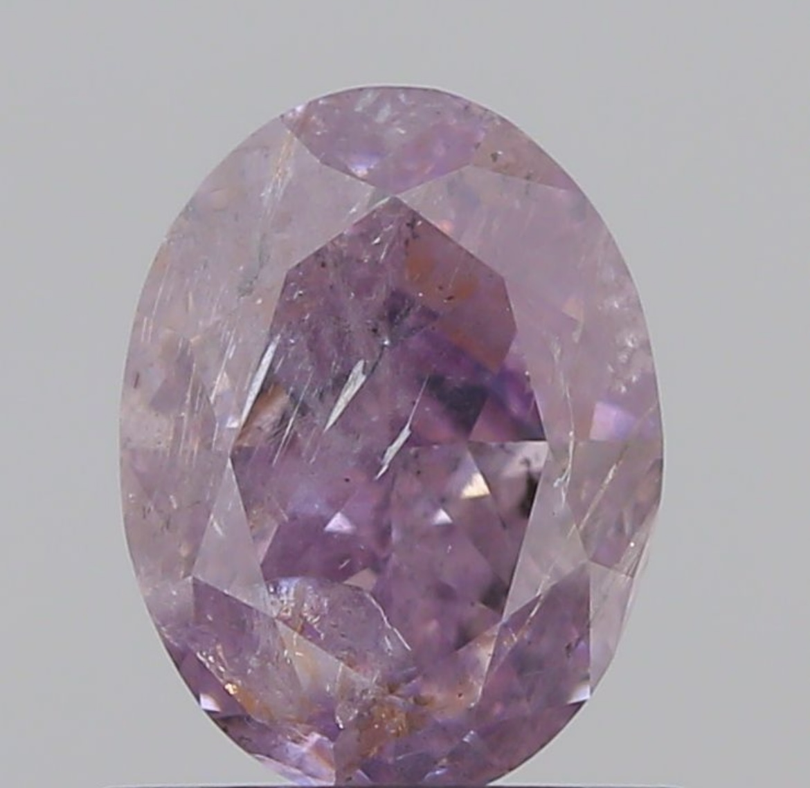 Diamant naturel fancy pink ovale