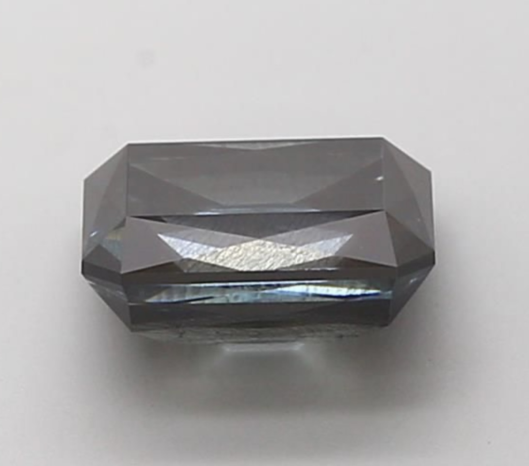 Diamant laboratoire Fancy Deep Grey Bleue