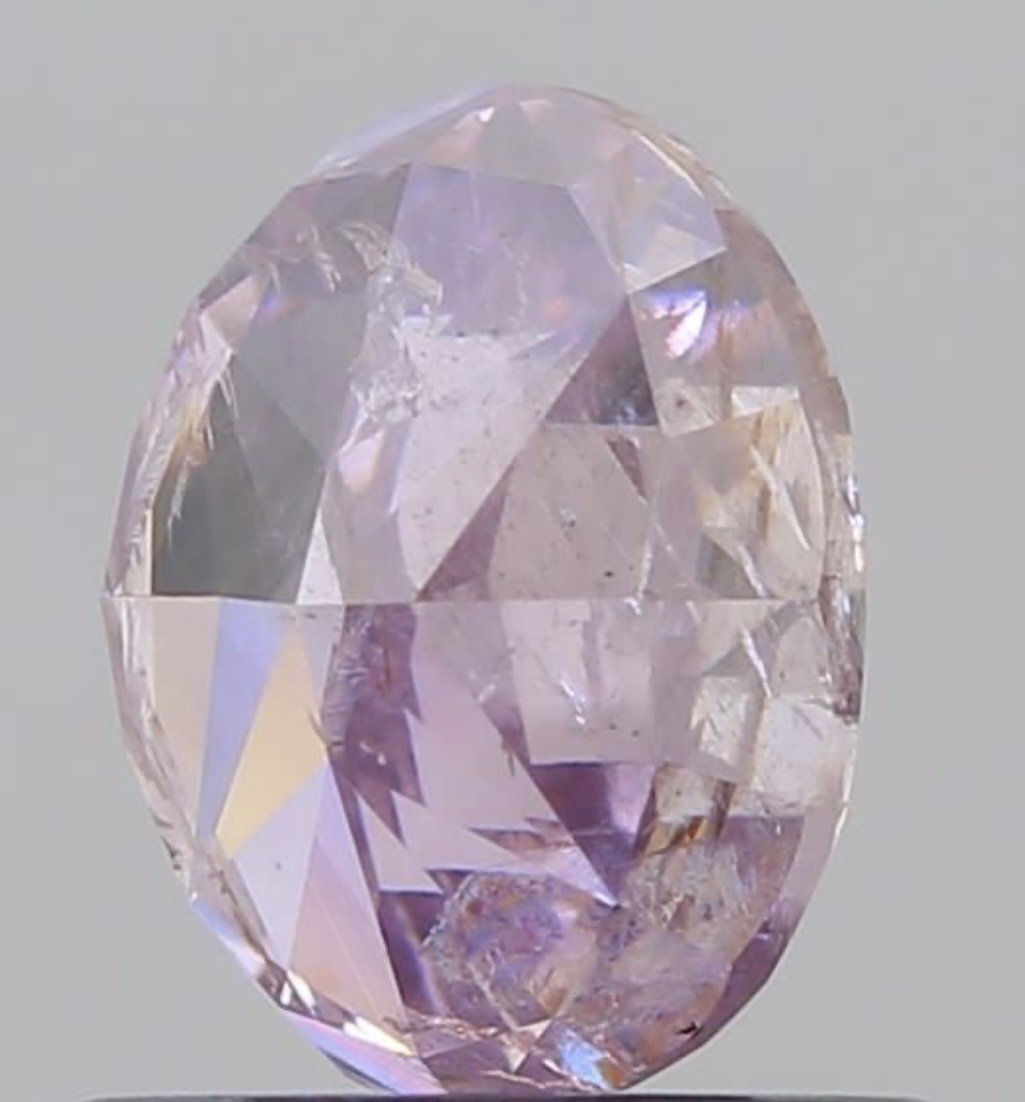 Diamant naturel fancy pink ovale