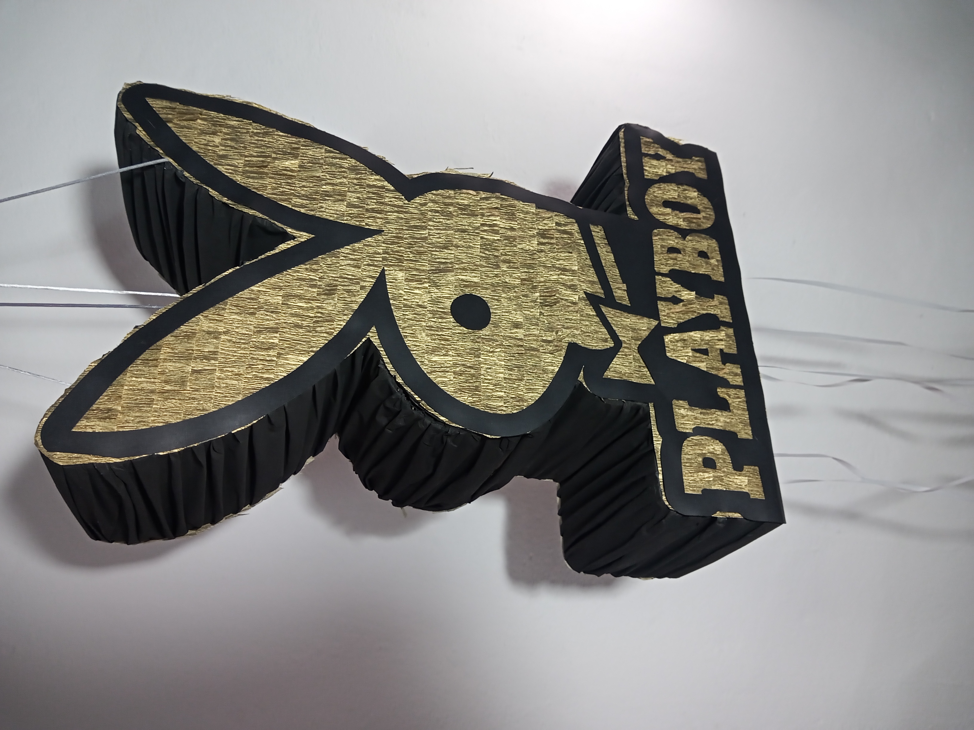 PIÑATA DE ADULTOS CONEJITO PLAYBOY 