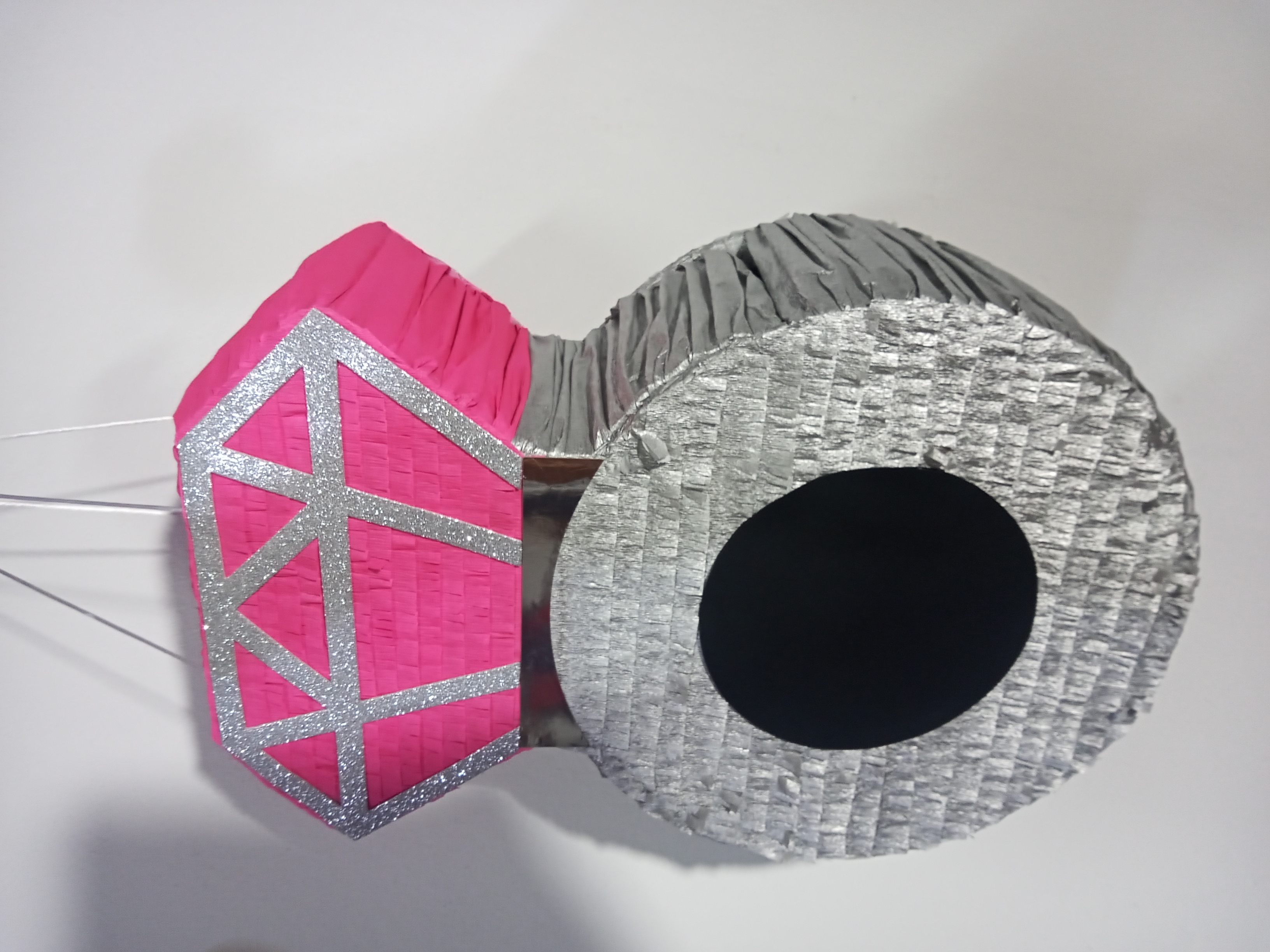 Piñata en forma de anillo 50cm