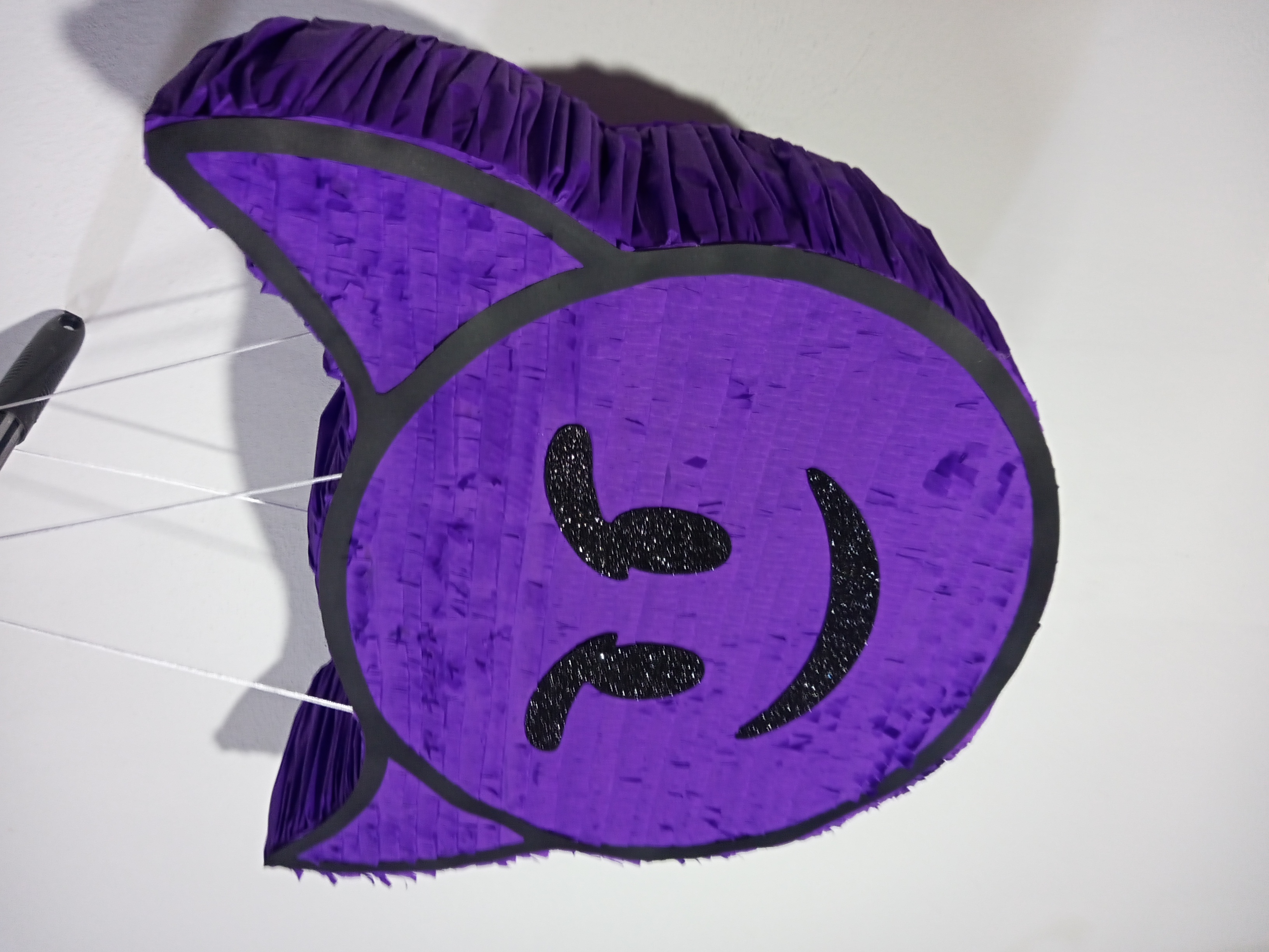 Piñata de emoji diablito 50cm