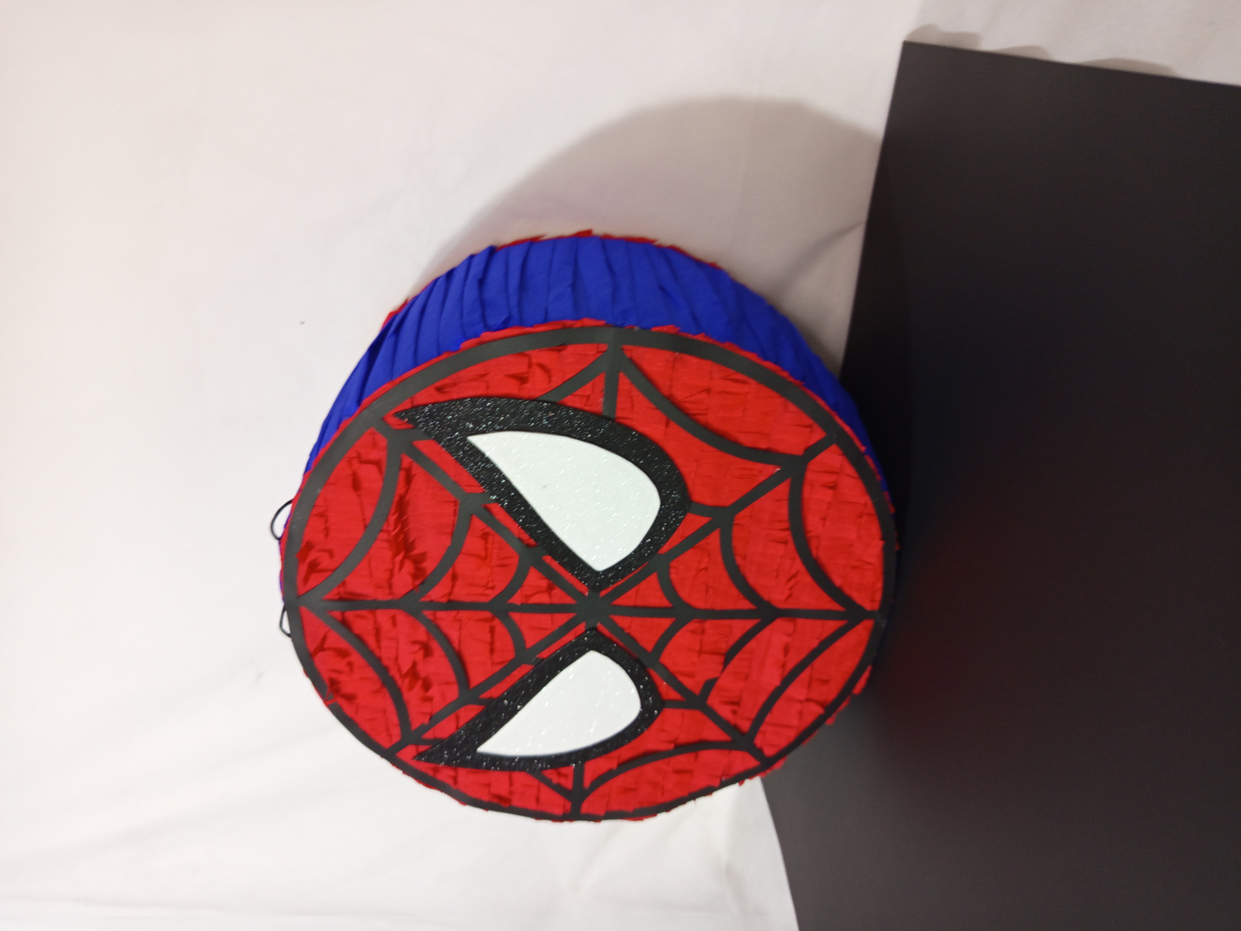PIÑATA CIRCULAR DE SPIDERMAN