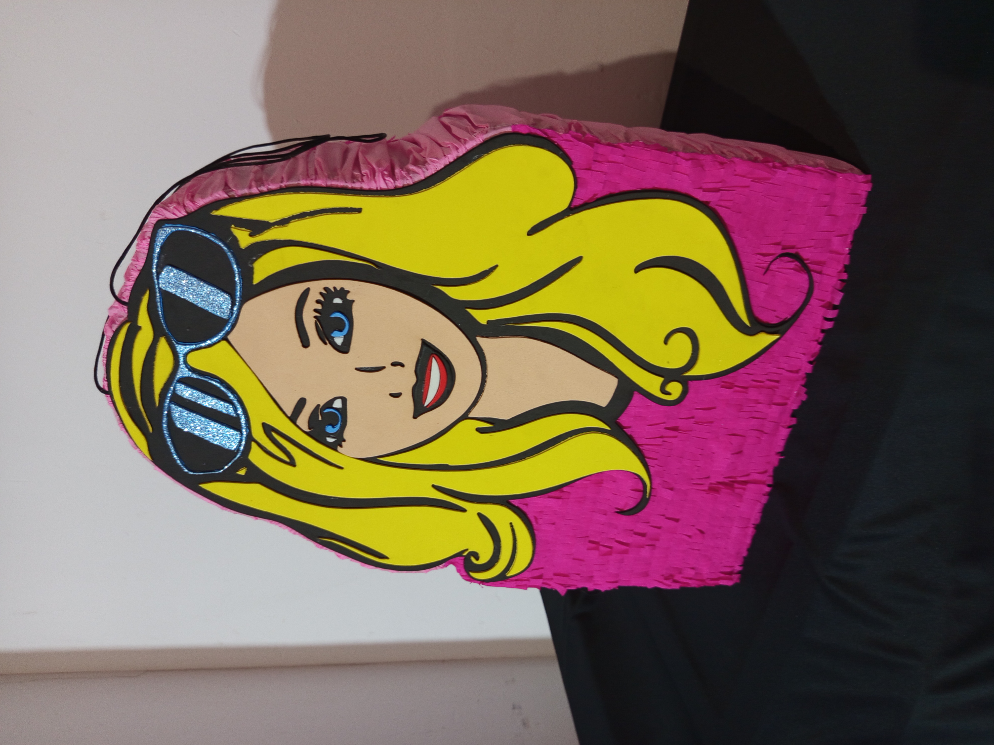 Piñata de Pop Art Barbie 50cm